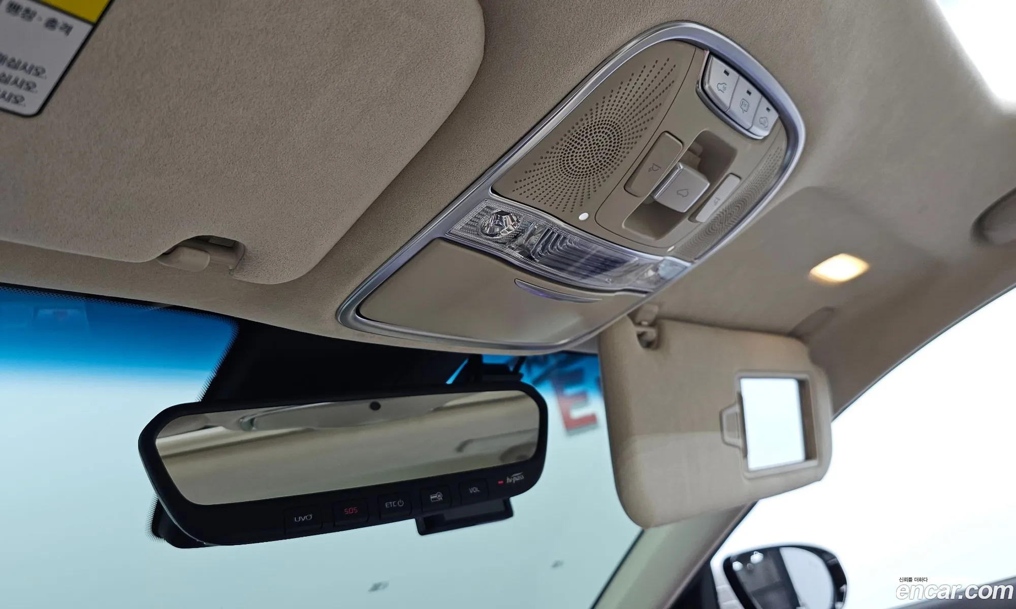 Kia The K9 2018 KNAS2418DKS002902 — 3