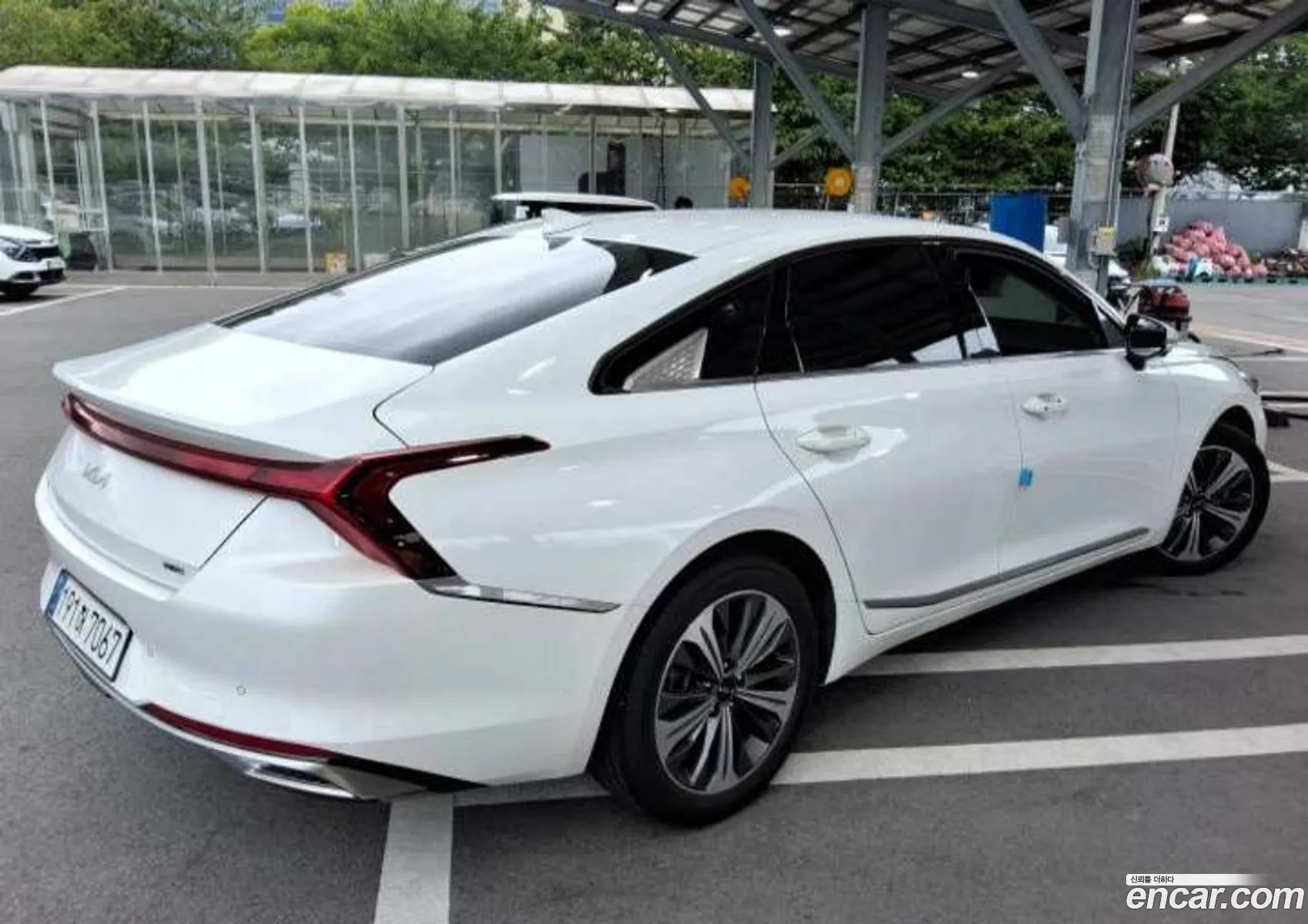 Kia K8 Hybrid 2022 — 12