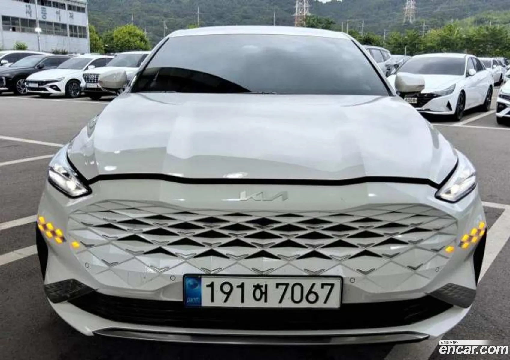 Kia K8 Hybrid 2022 — 15