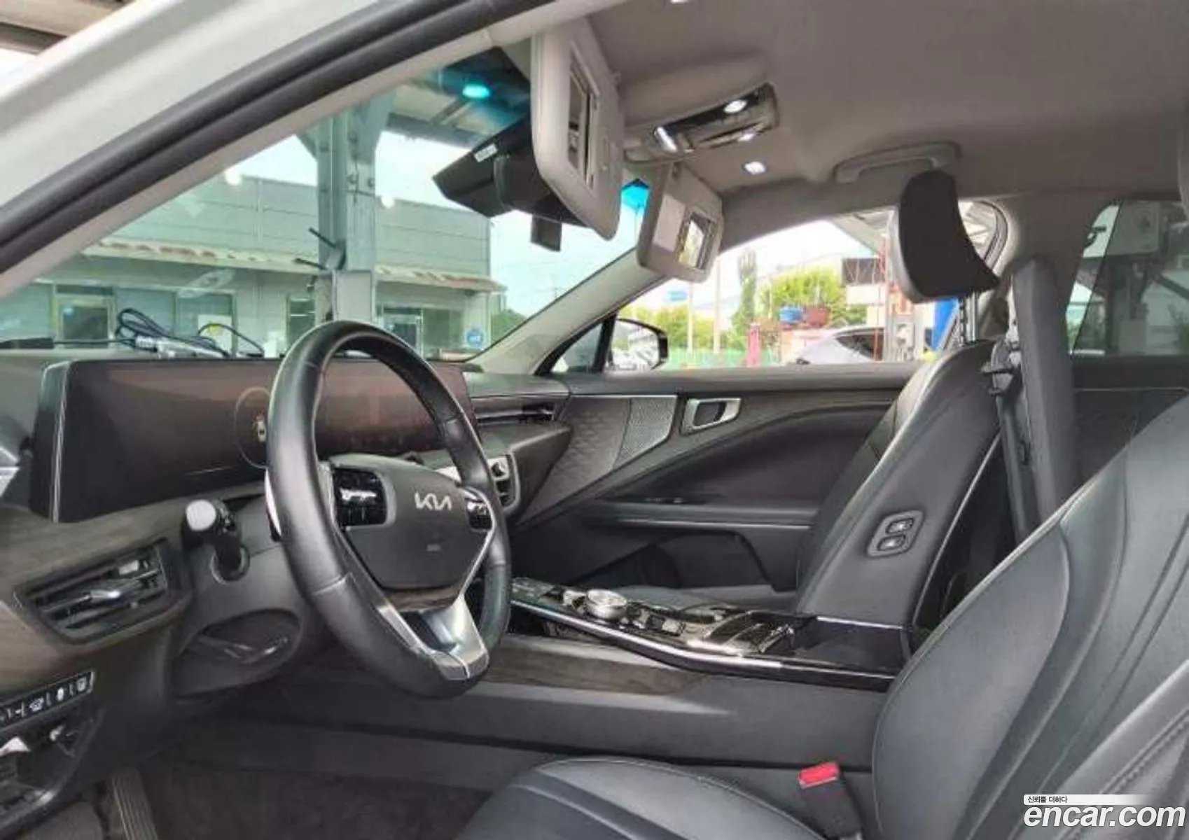 Kia K8 Hybrid 2022 — 7