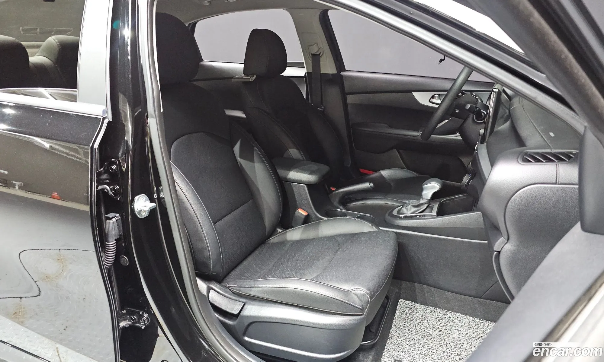 Kia K3 2021 KNAF141BENA923458 — 3