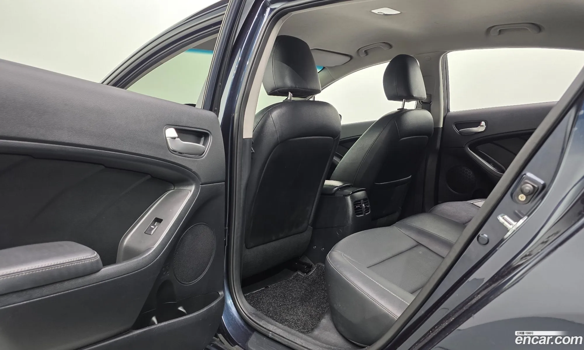 Kia K3 2016 KNAFK412BGA643160 — 14