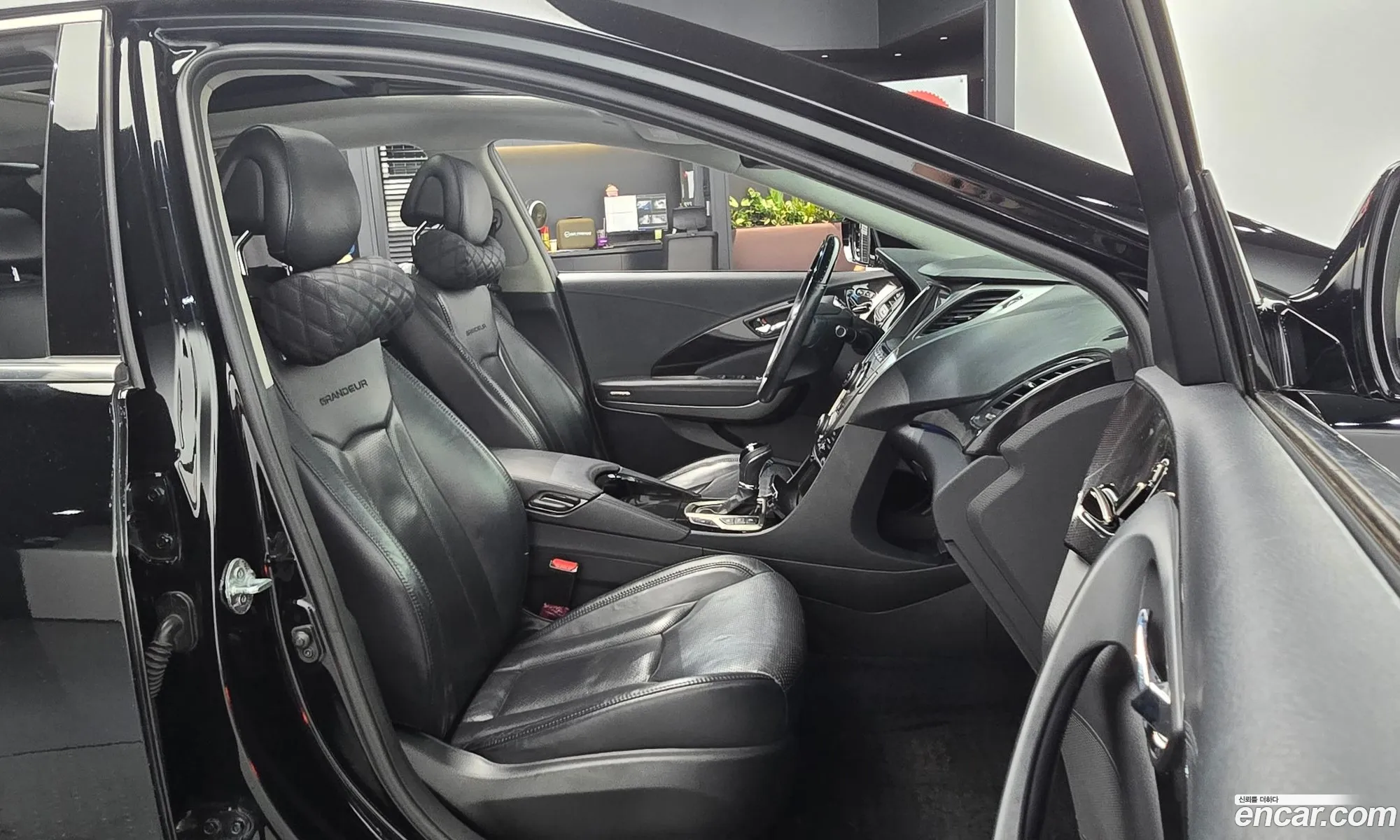 Hyundai Grandeur HG 2012 — 19