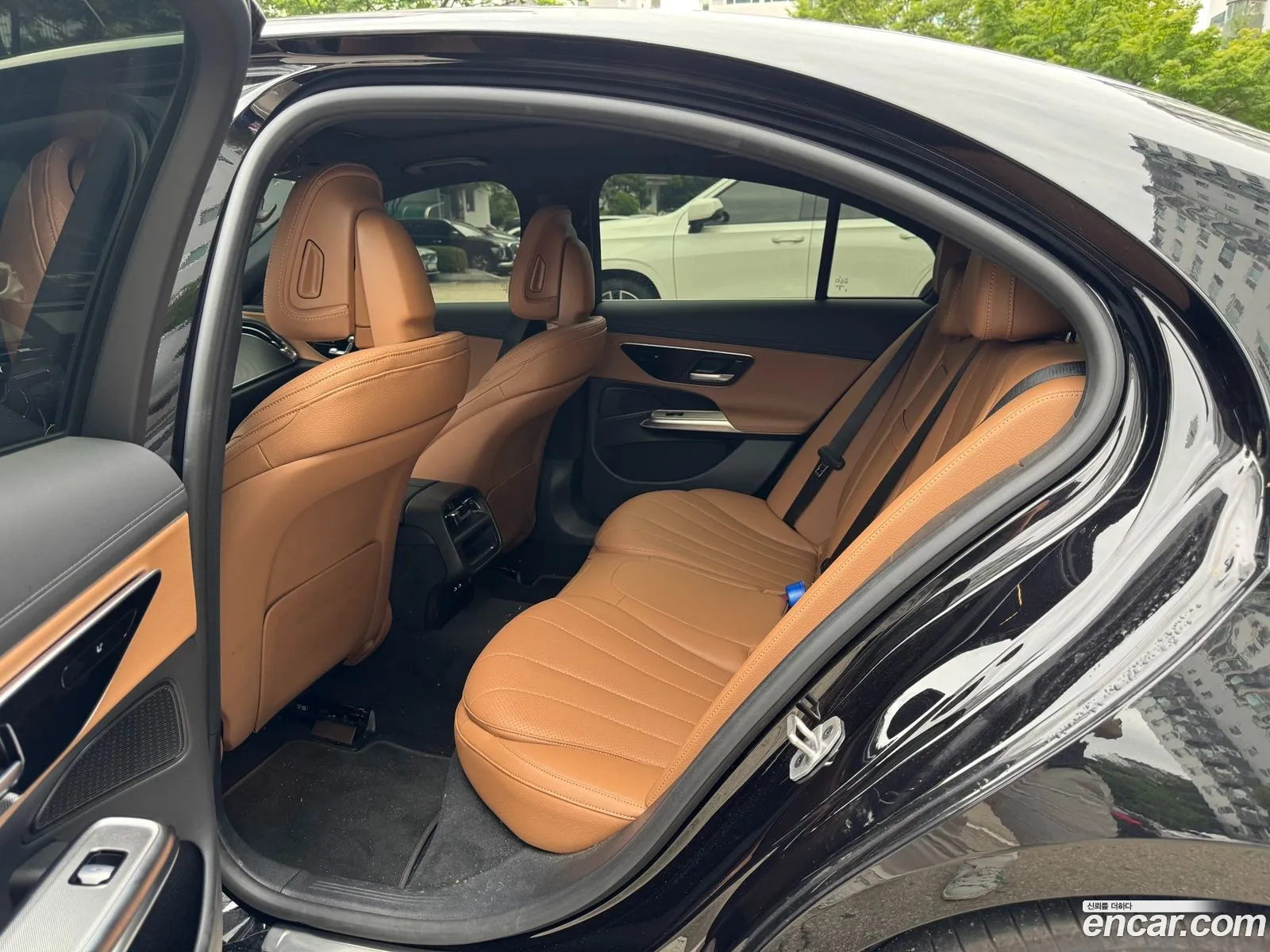 Mercedes-Benz E-Class W214 2024 — 3