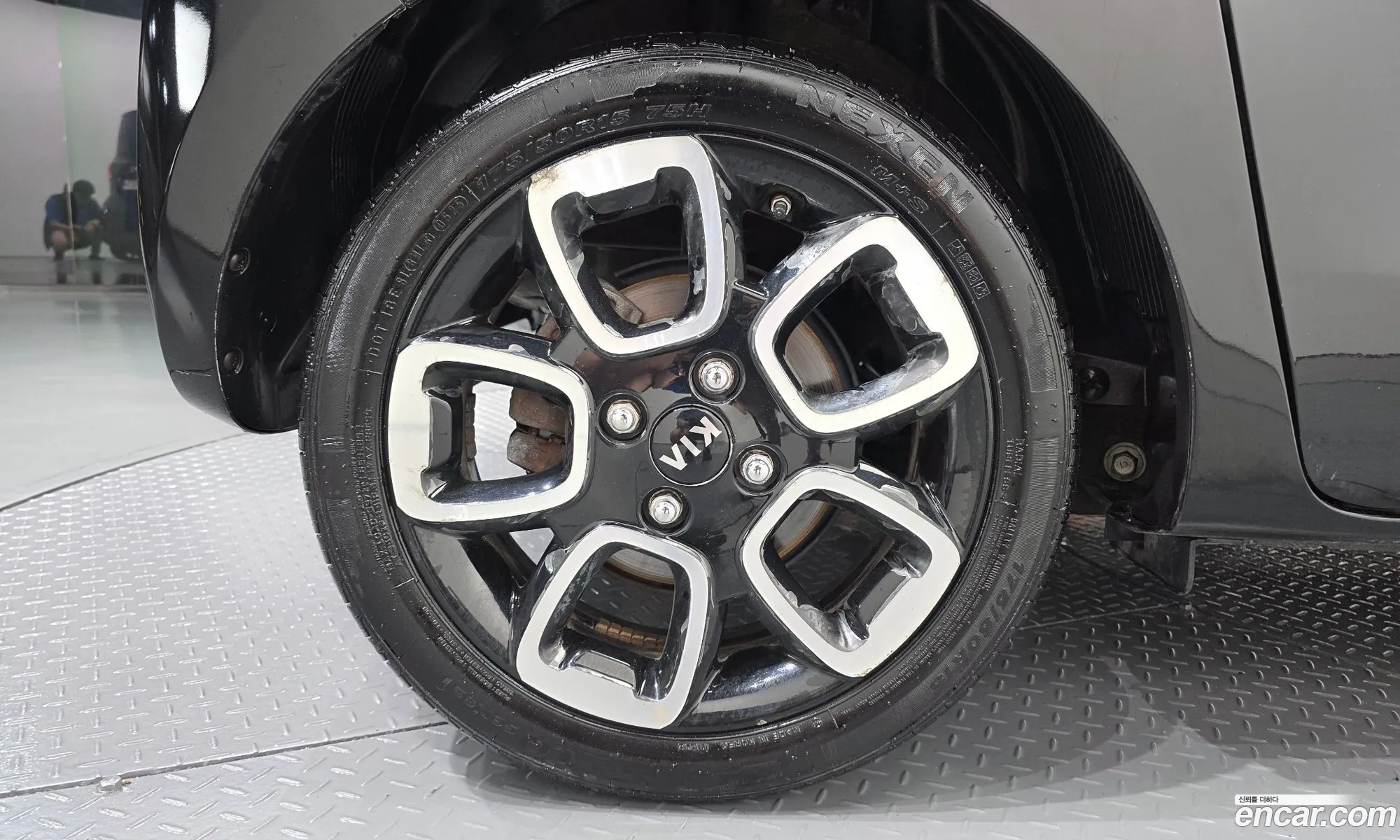 Kia Ray 2018 KNACK811BJT200293 — 24