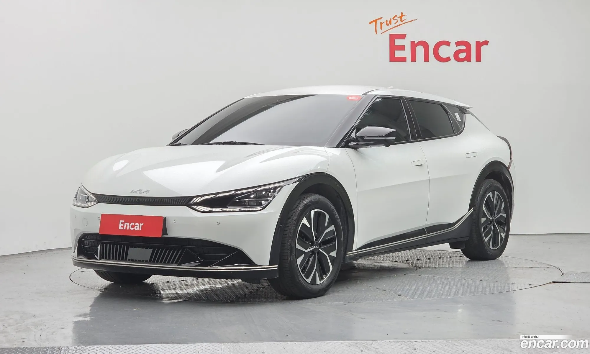 Kia EV6 2022 KNAC381AFNA054026 — 5