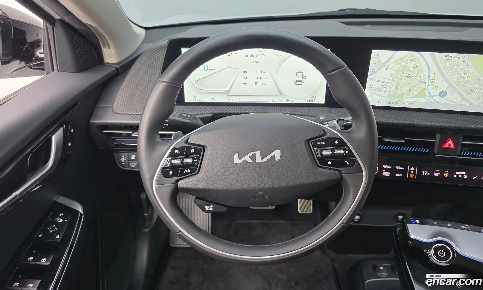 Kia EV6 2022 KNAC381AFNA054026 — 10