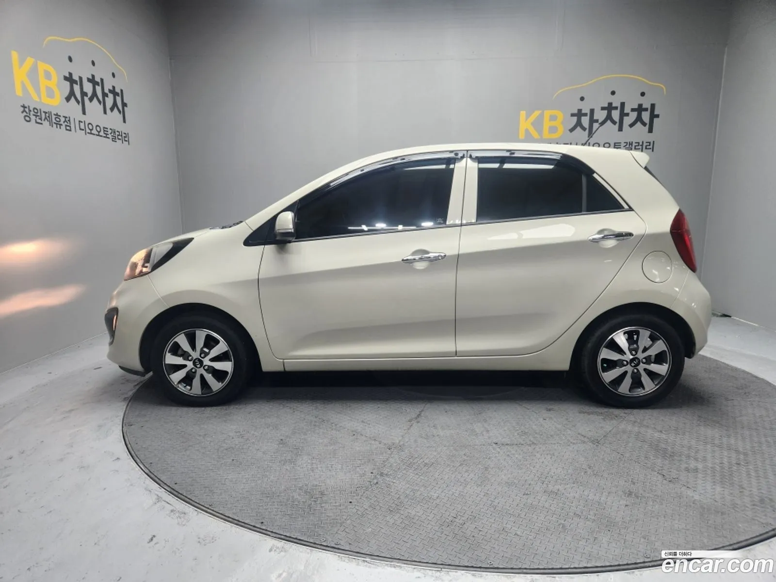 Kia Morning 2014 — 16