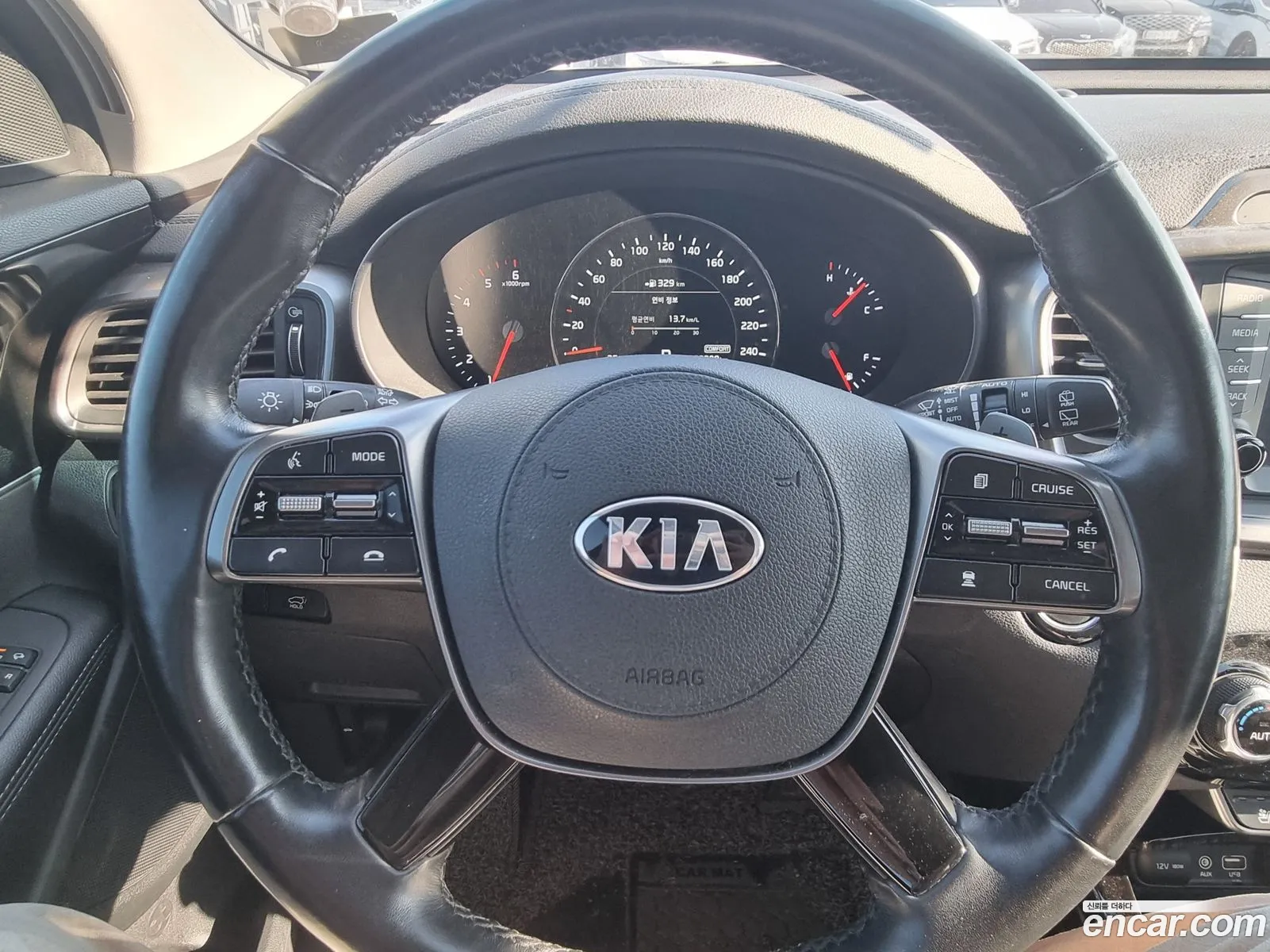 Kia Sorento 2018 — 8