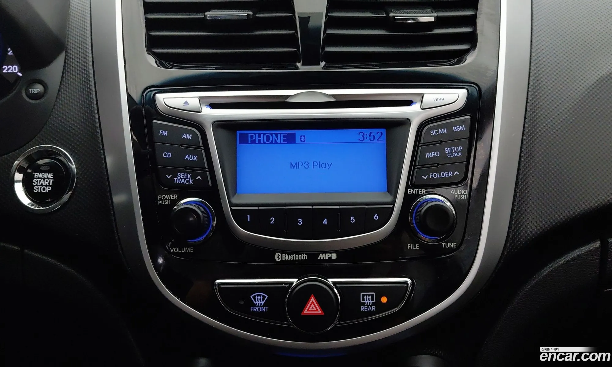 Hyundai Accent 2012 — 12
