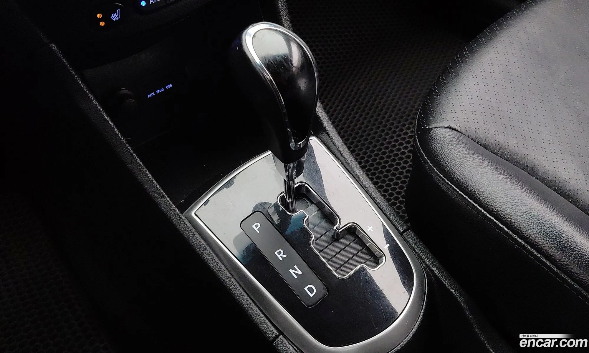 Hyundai Accent 2012 — 2