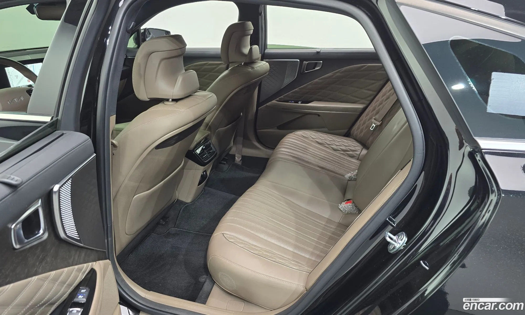 Kia K8 2022 KNAM641BBNA030225 — 20