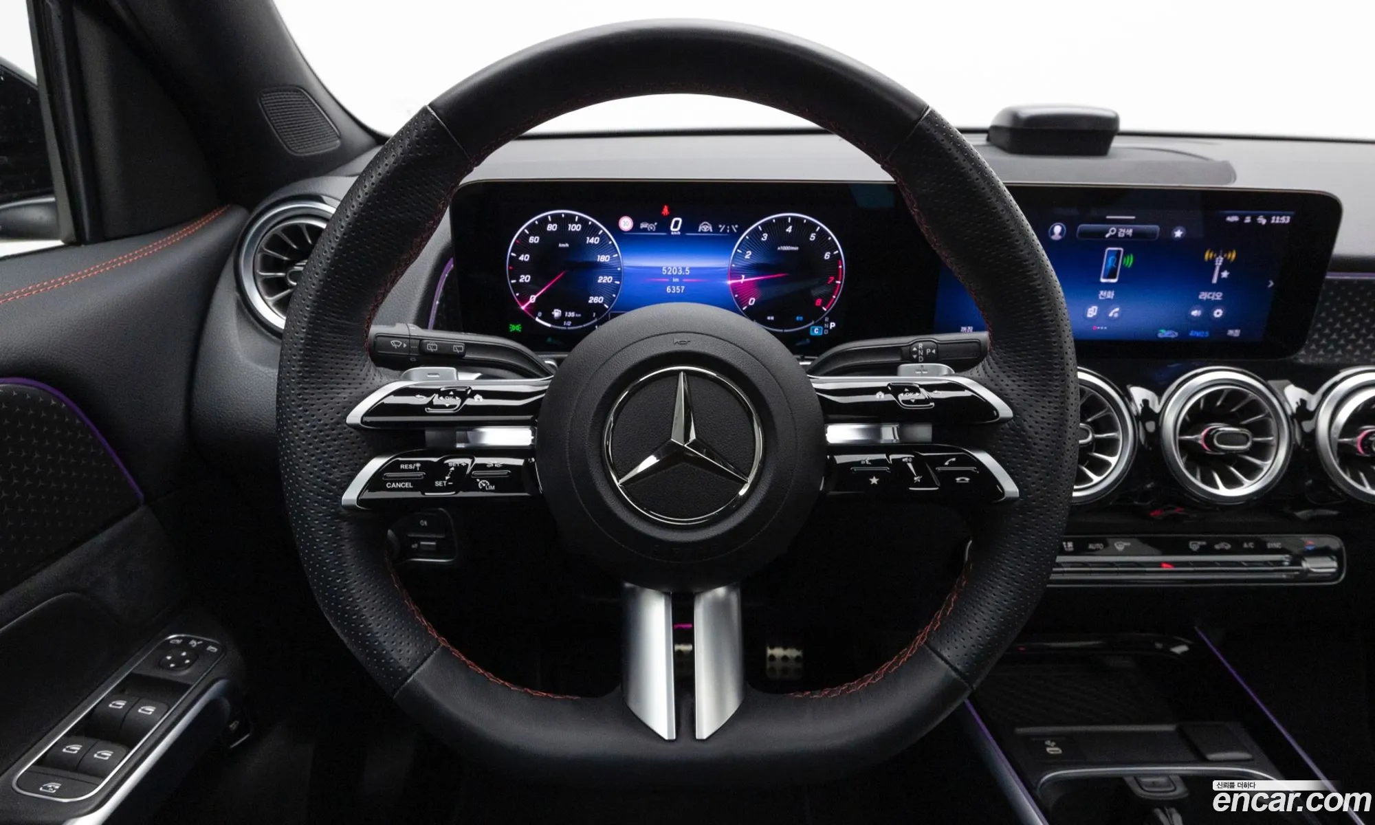 Mercedes-Benz GLB-Class X247 2025 — 11
