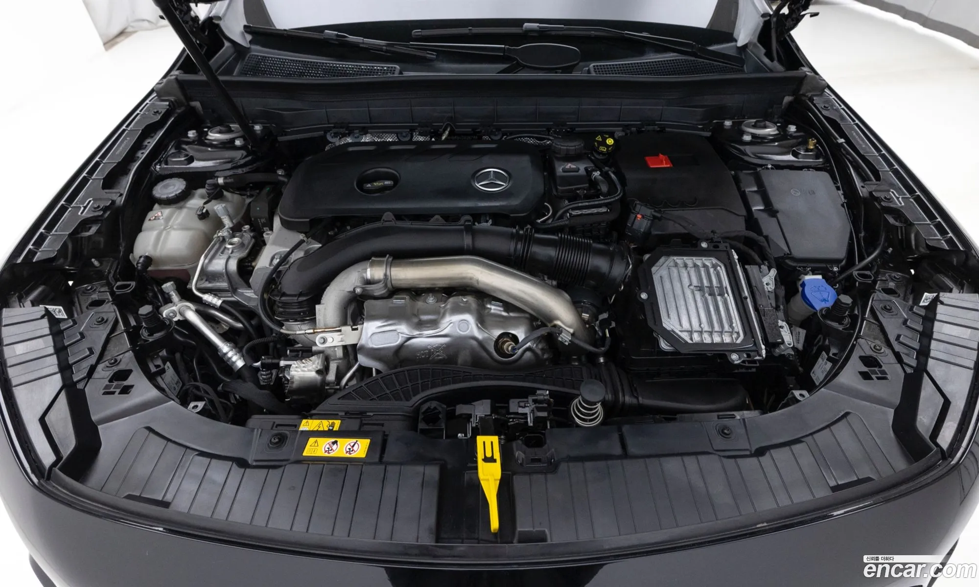 Mercedes-Benz GLB-Class X247 2025 — 15