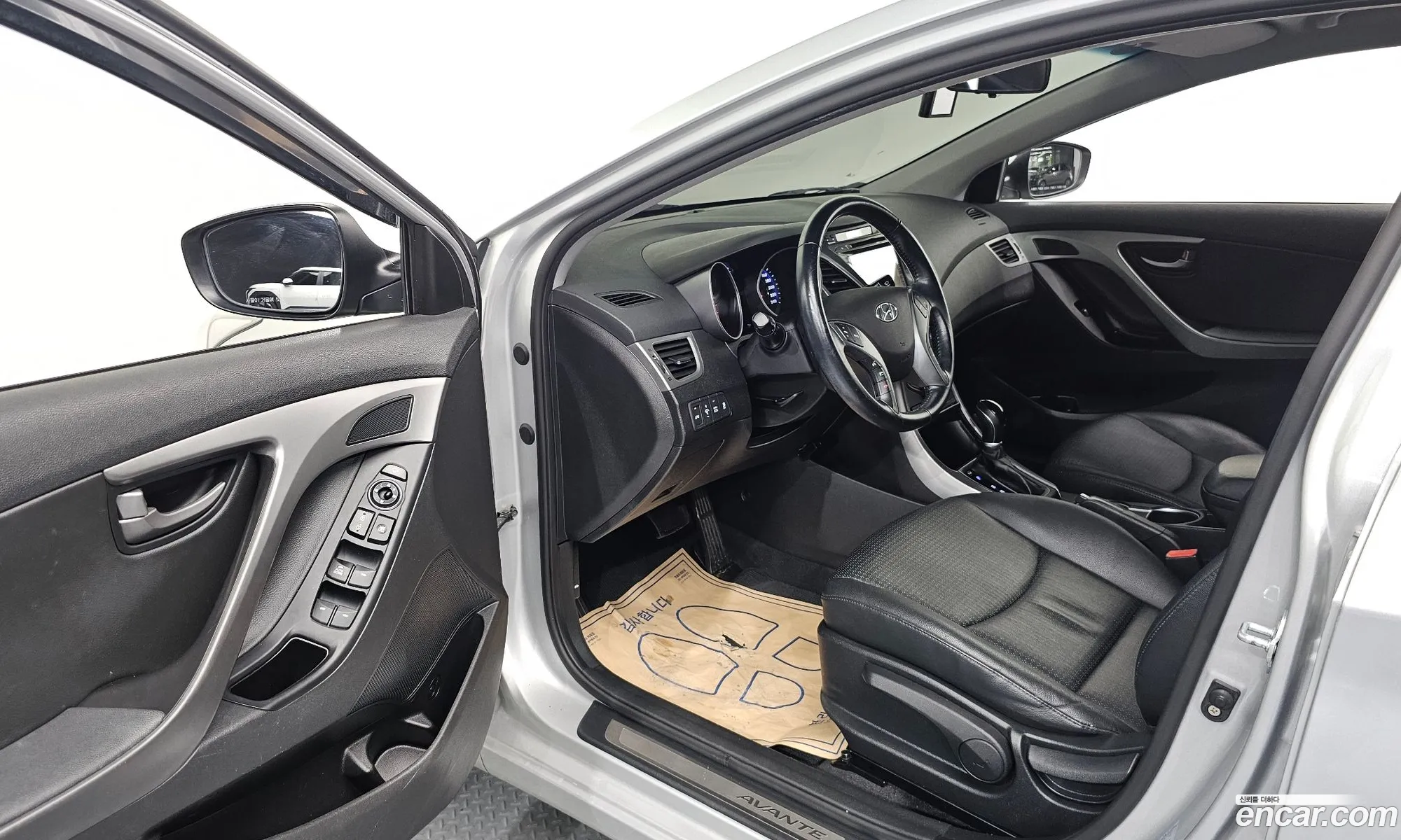 Hyundai Elantra 2015 KMHDG41LBGU506514 — 24