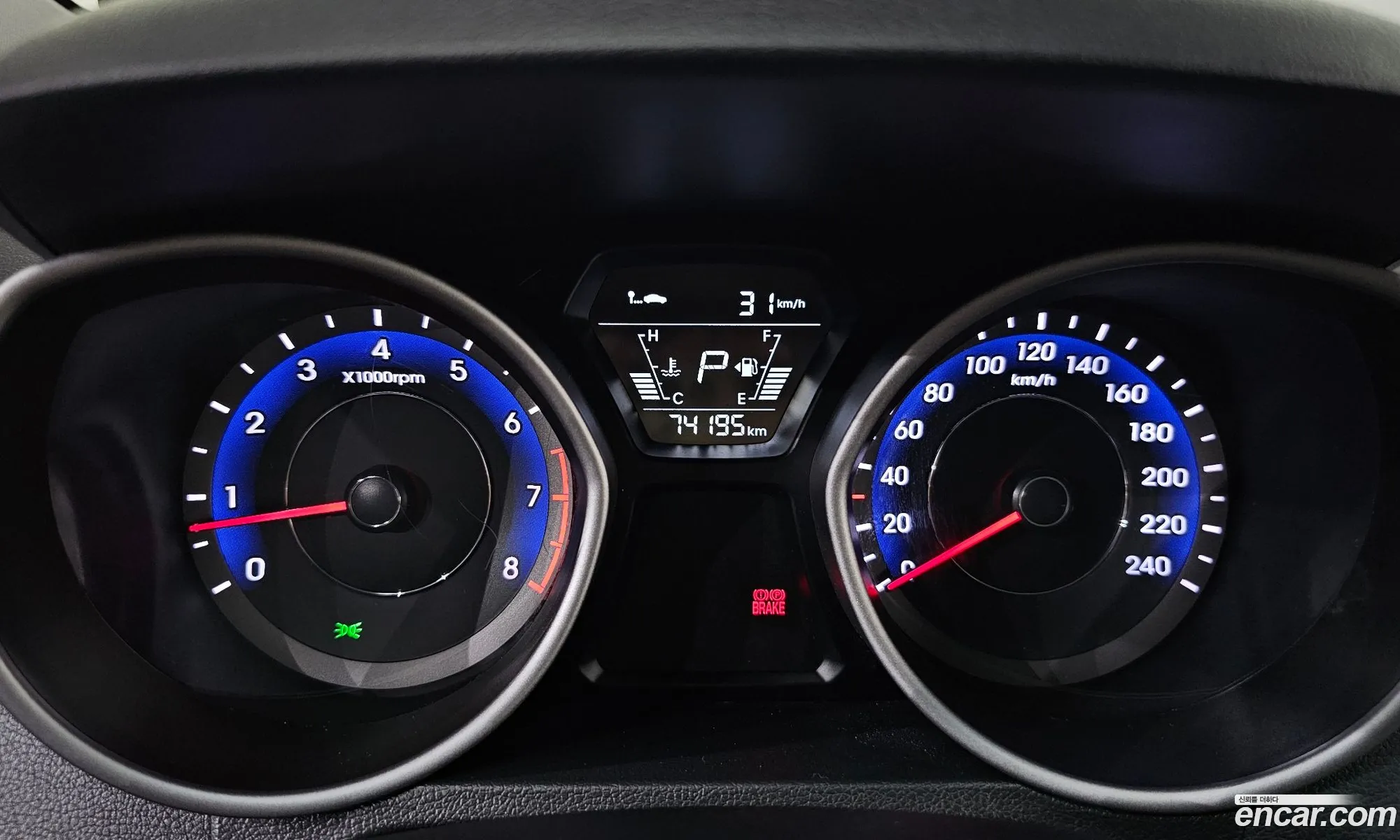 Hyundai Elantra 2015 KMHDG41LBGU506514 — 2