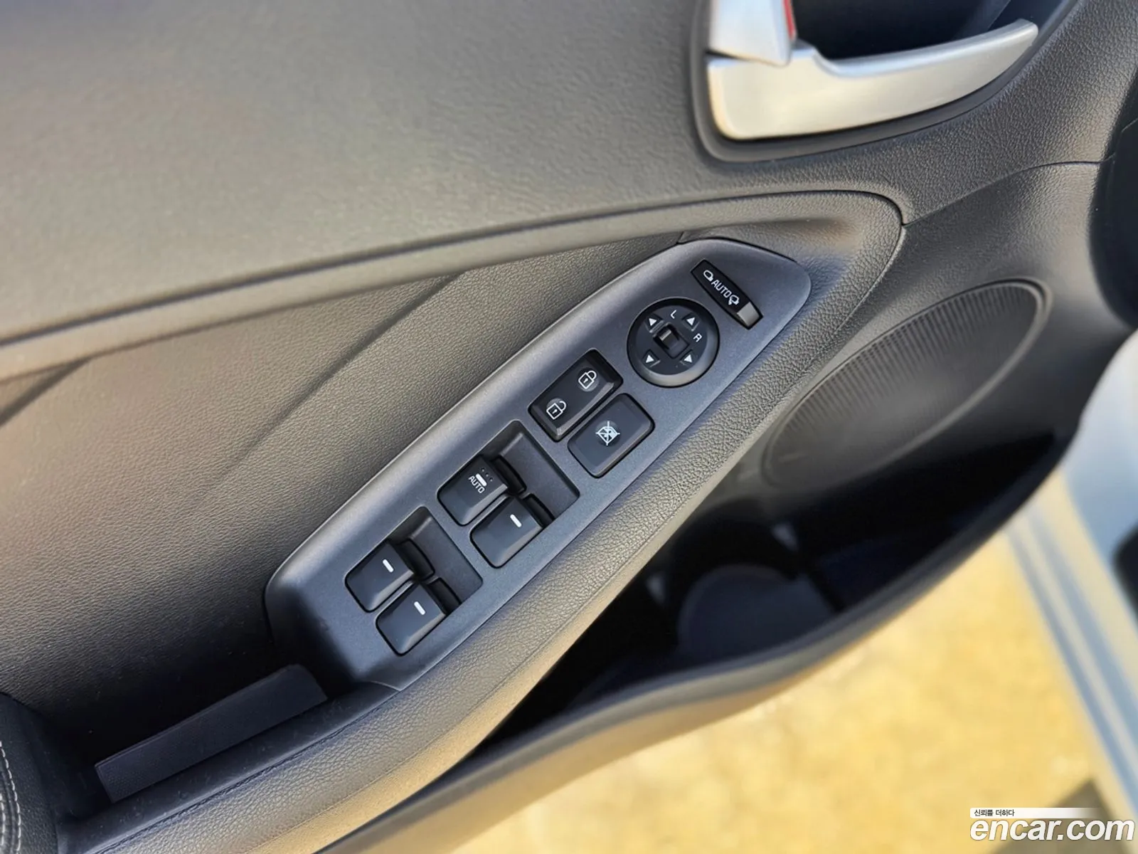 Kia K3 2014 — 10