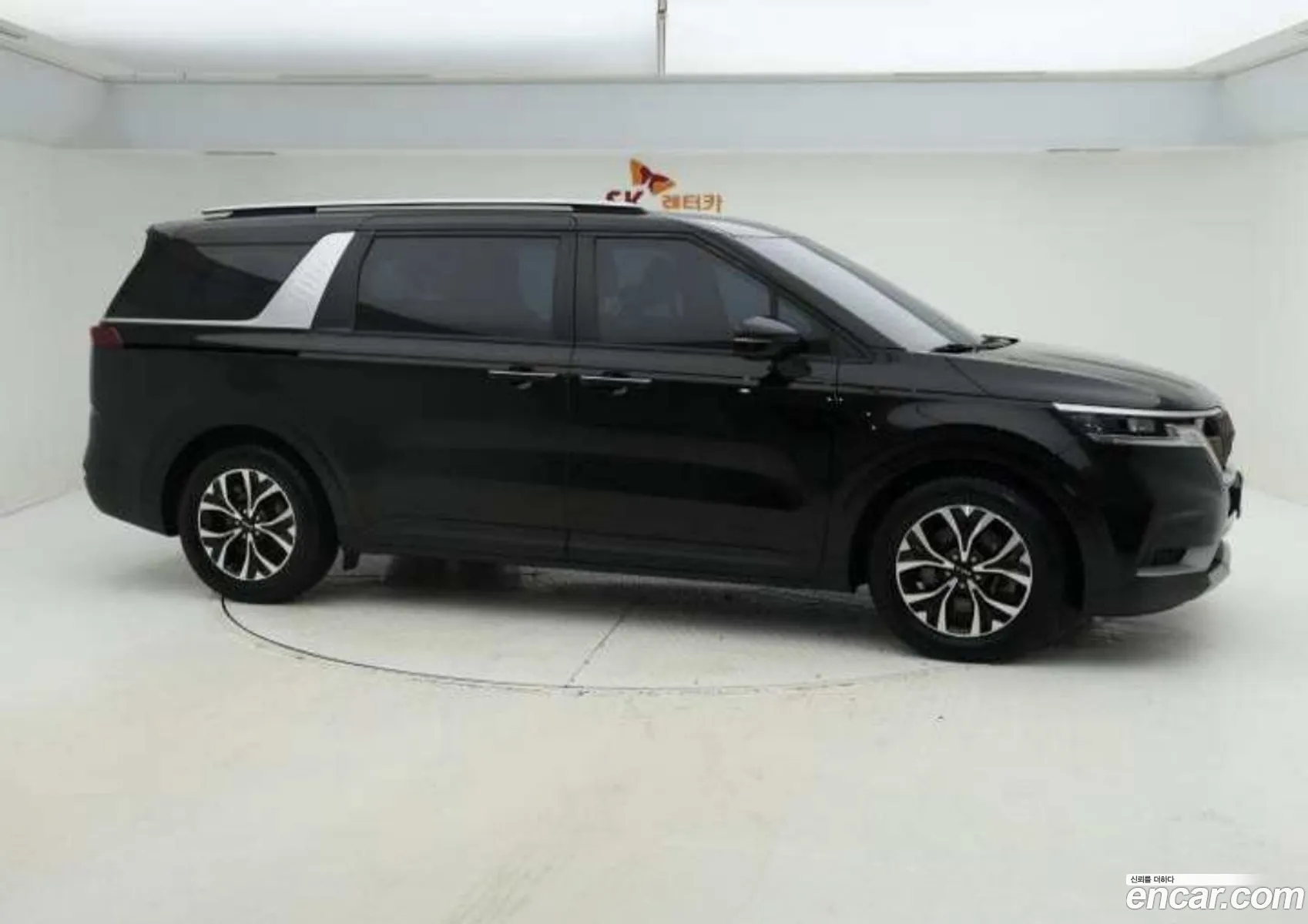 Kia Carnival 2023 — 5