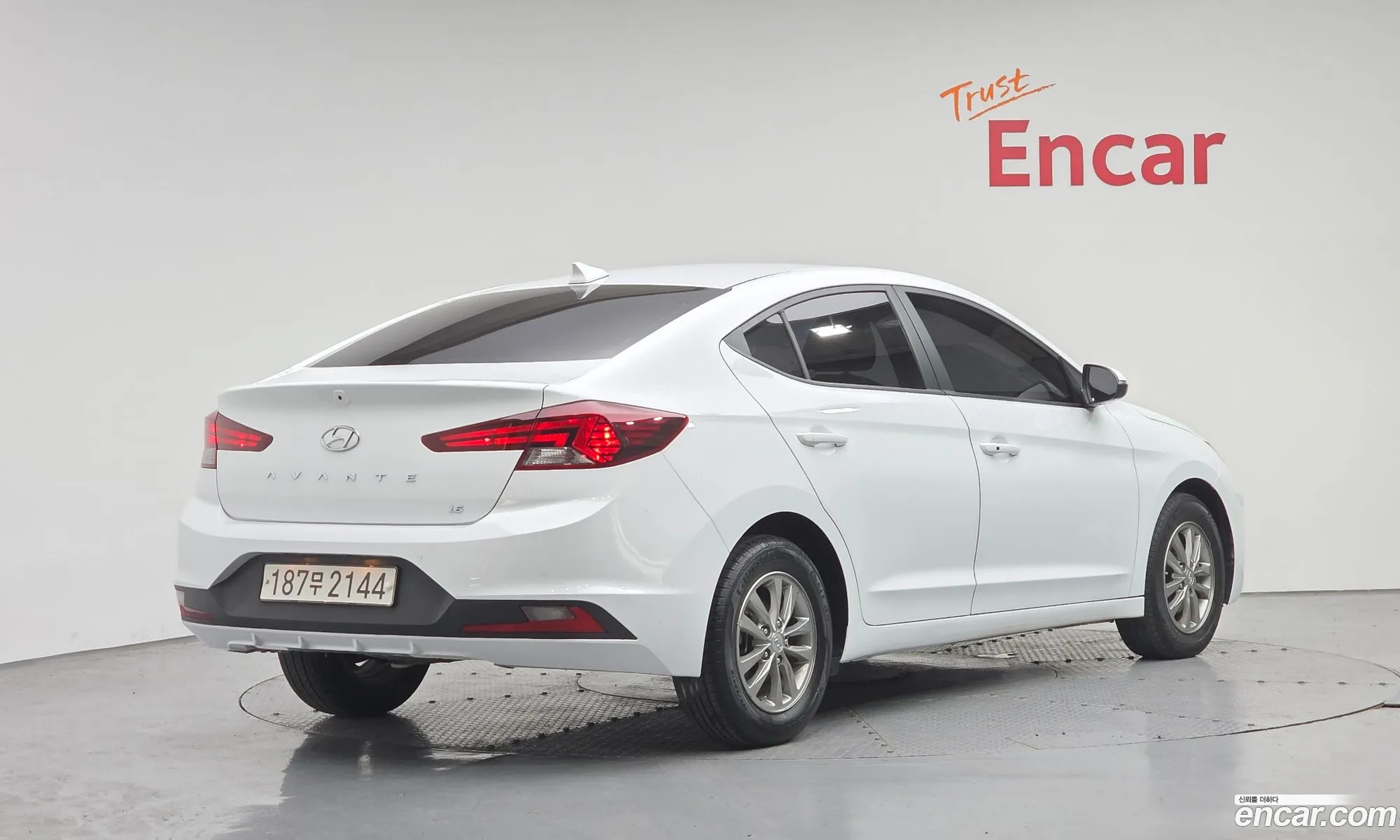 Hyundai Elantra AD 2020 — 6