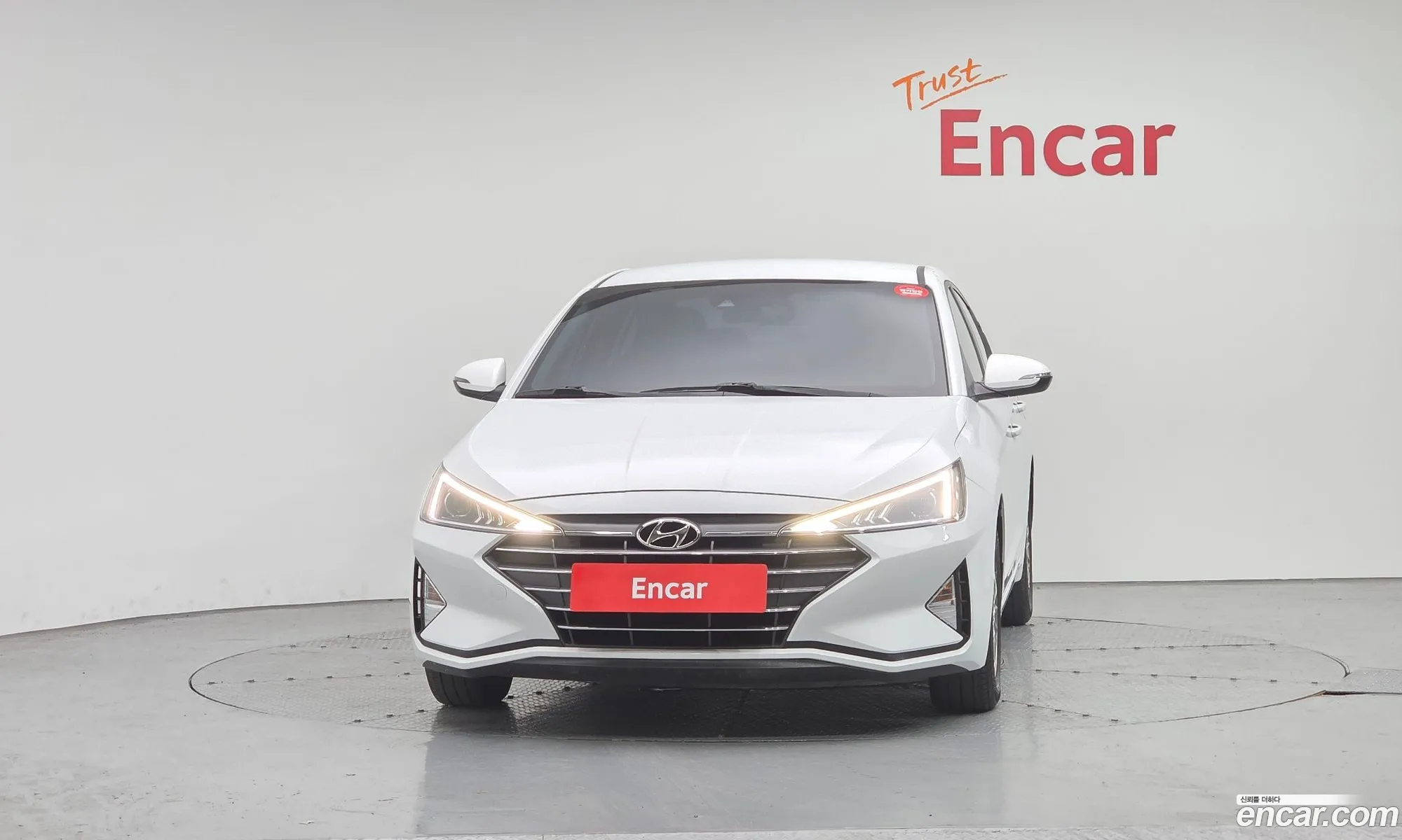Hyundai Elantra AD 2020 — 9