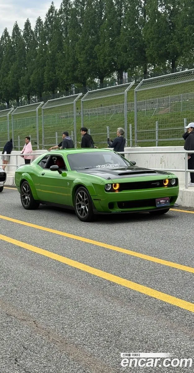 Dodge Challenger
