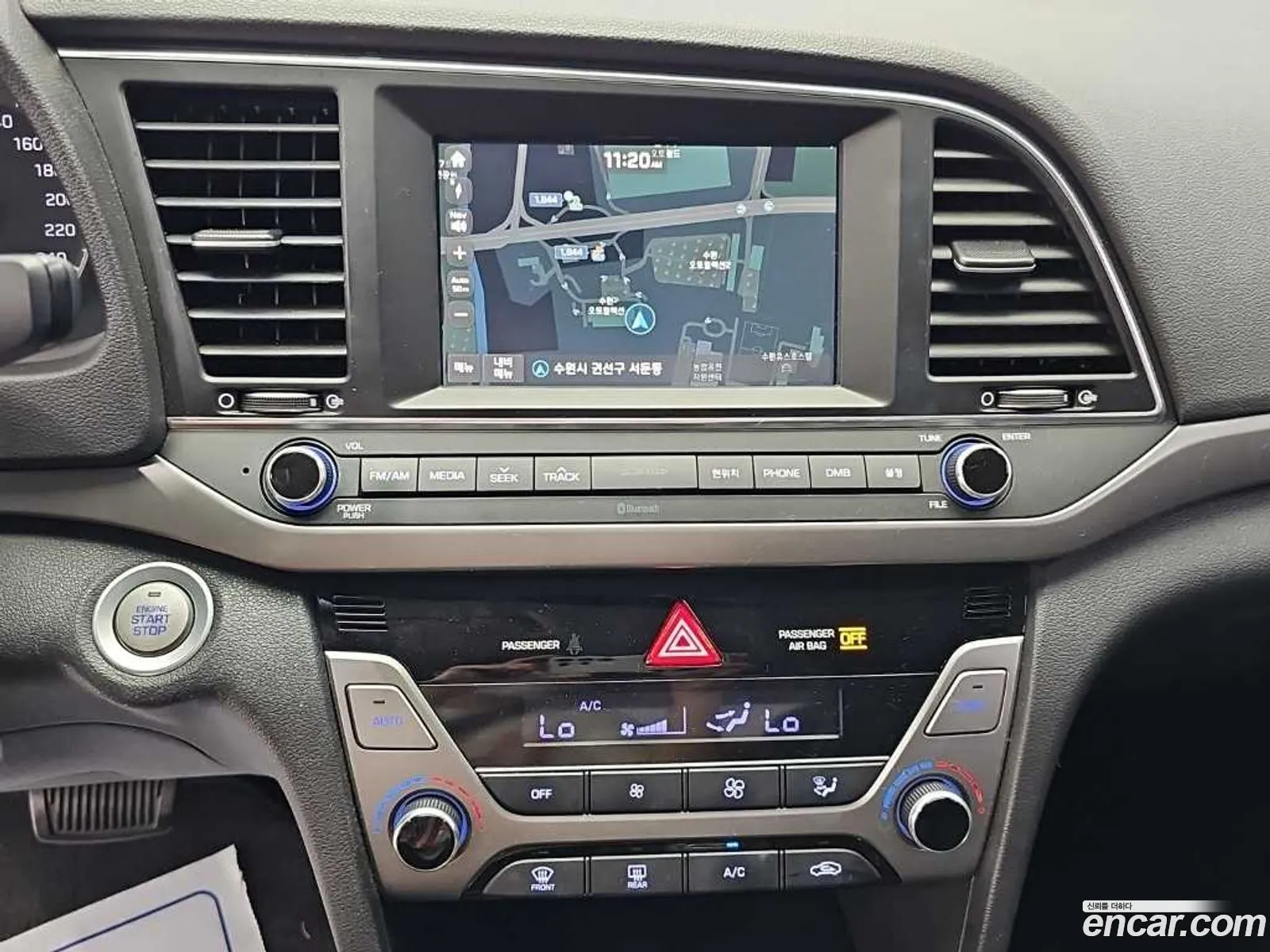 Hyundai Elantra AD 2017 — 10