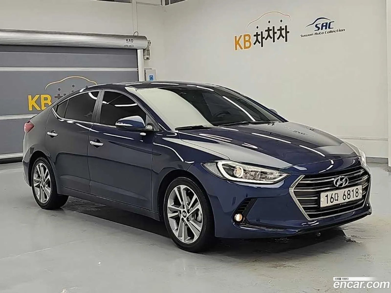 Hyundai Elantra AD 2017 — 11