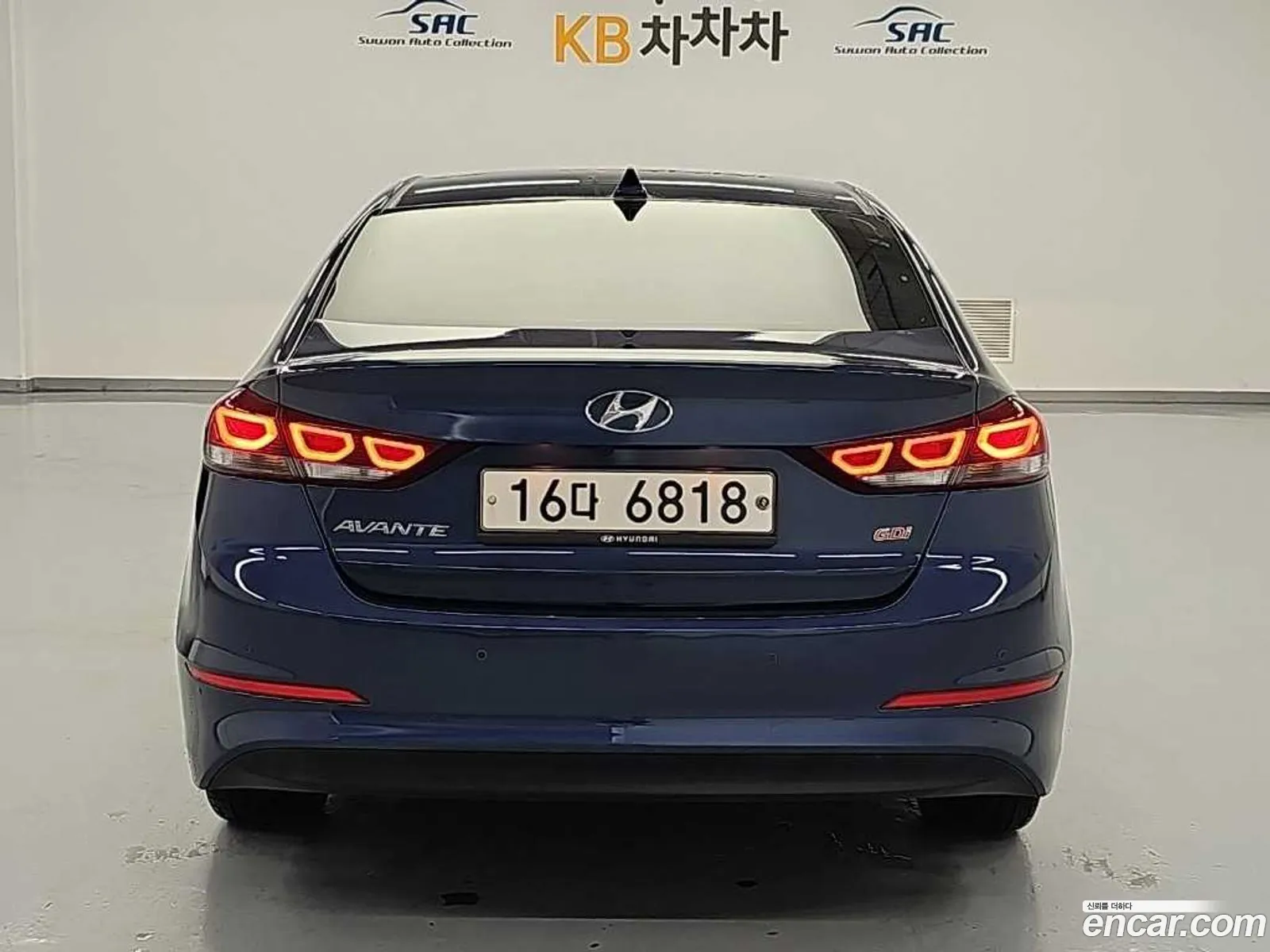 Hyundai Elantra AD 2017 — 5