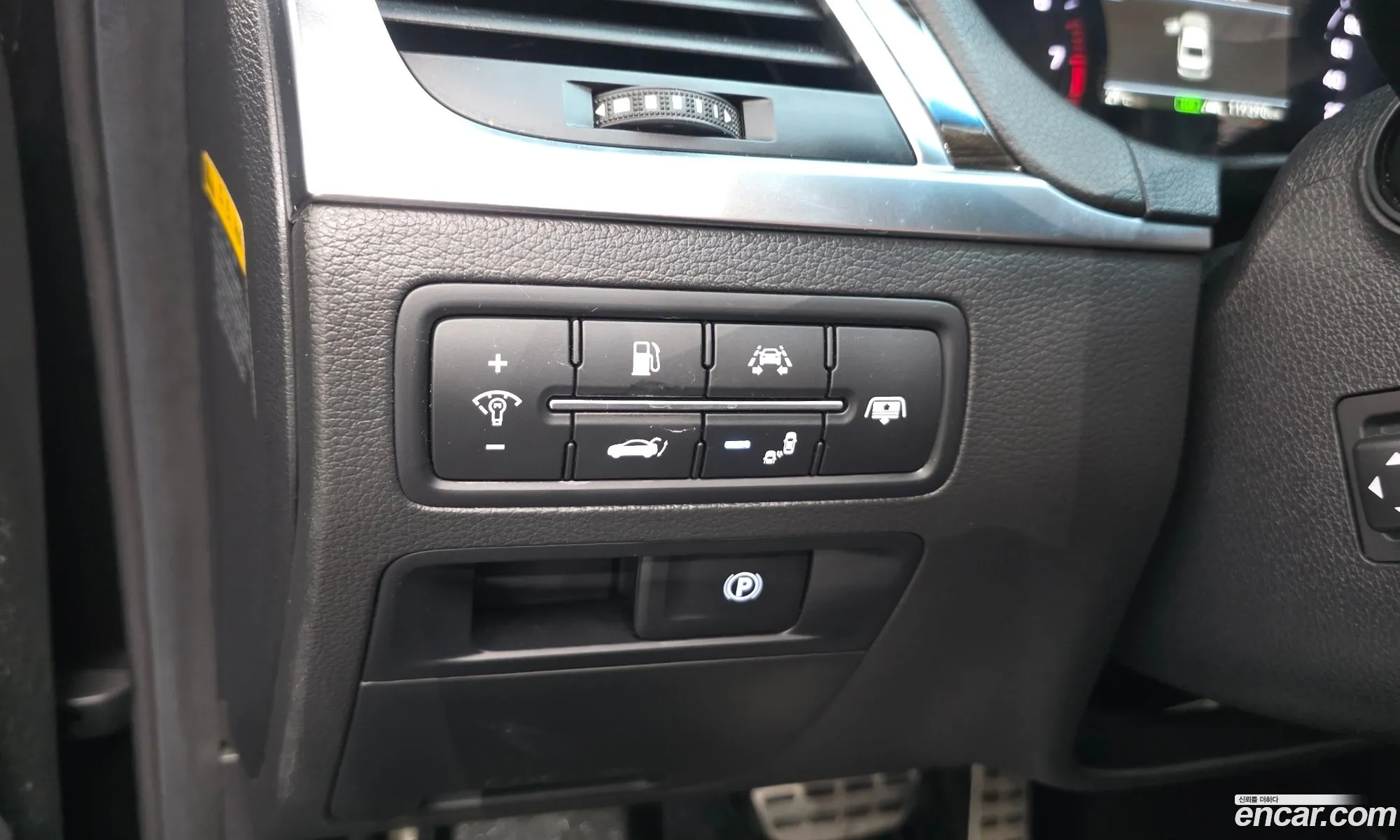 Genesis G80 2018 KMHGM41DDKU303864 — 13