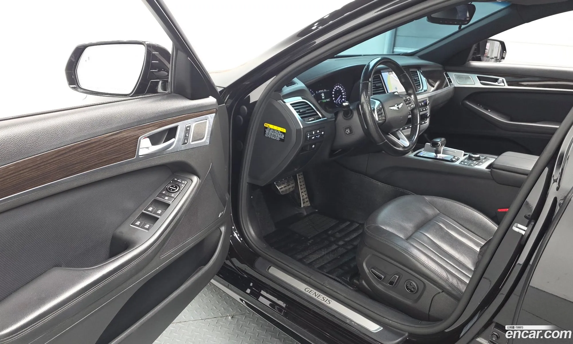 Genesis G80 2018 KMHGM41DDKU303864 — 22