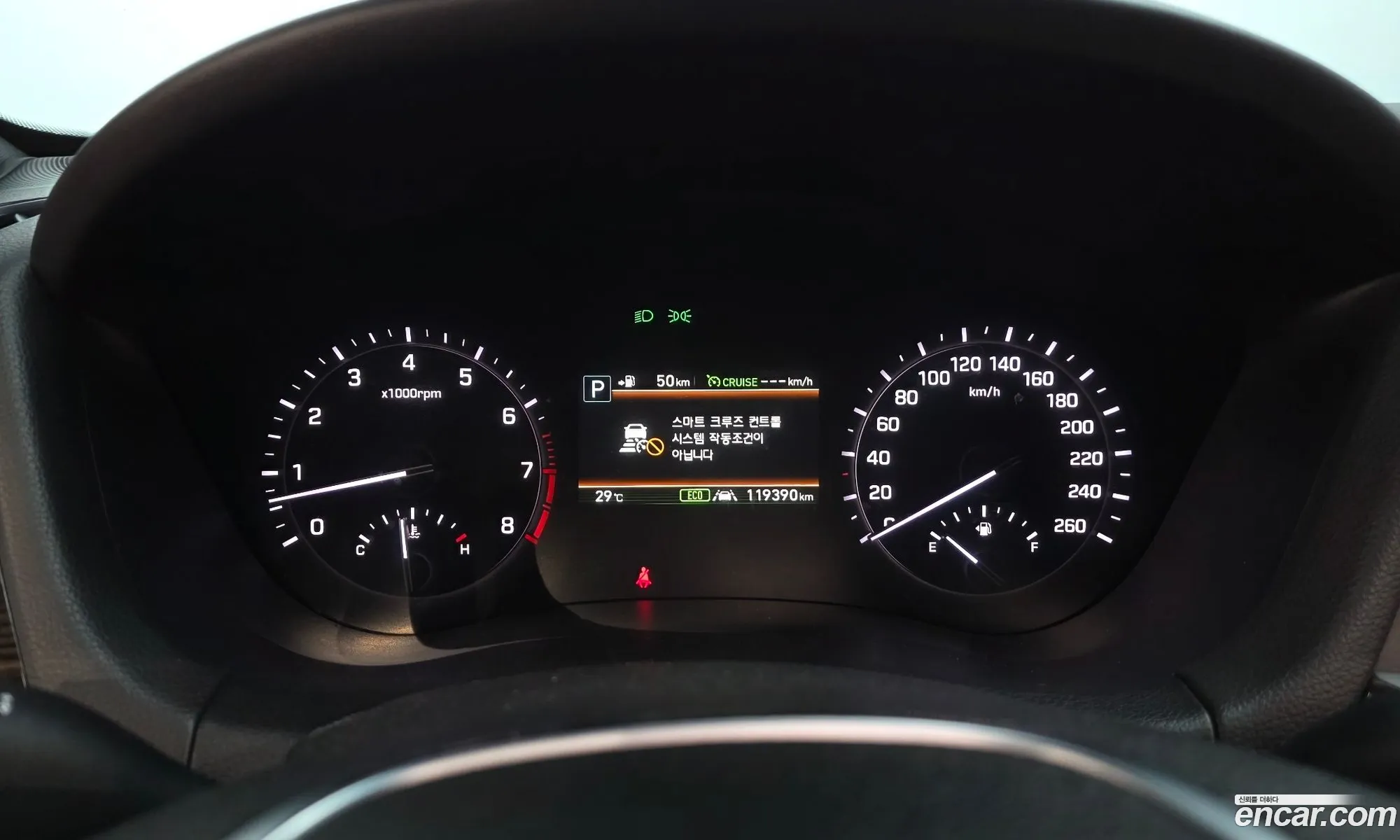 Genesis G80 2018 KMHGM41DDKU303864 — 2