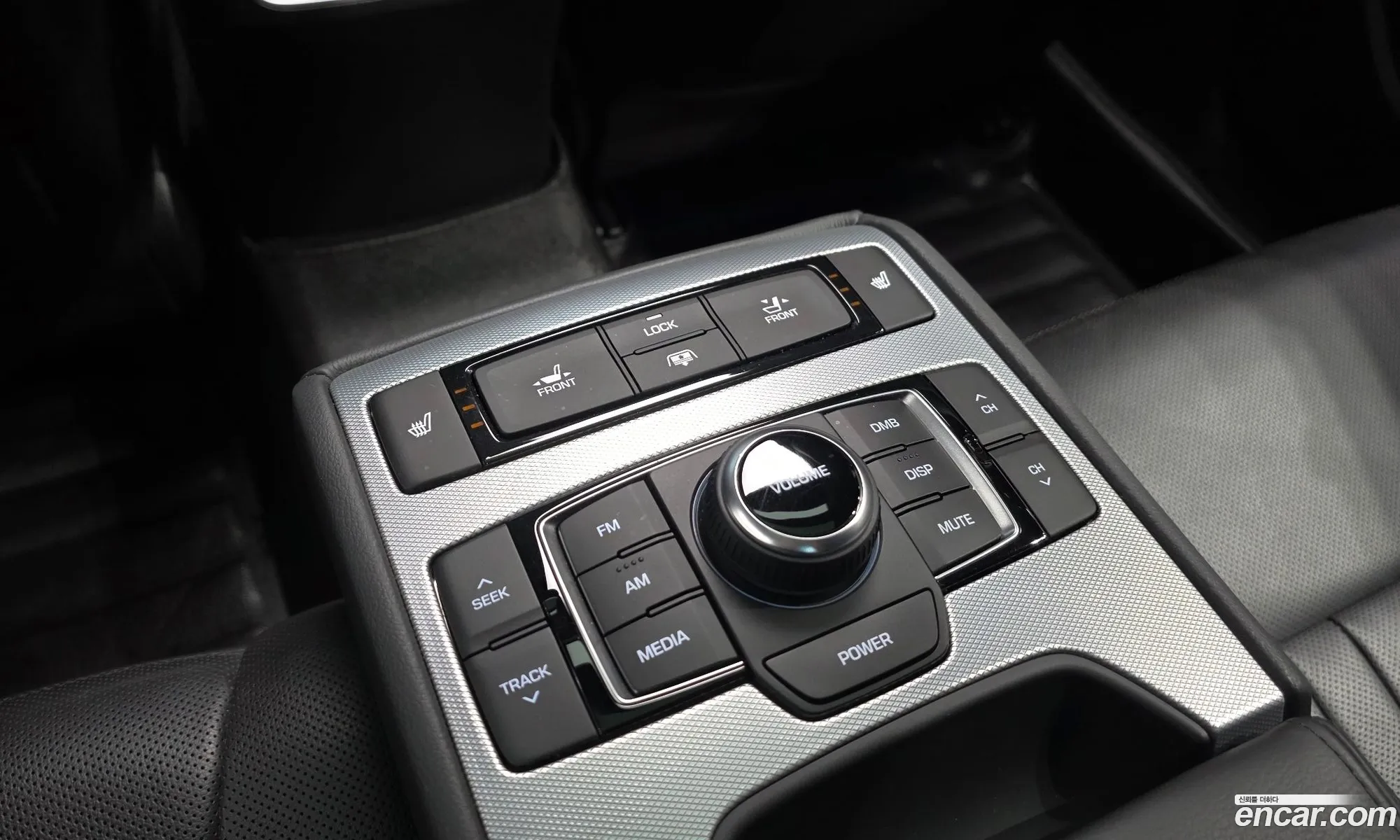 Genesis G80 2018 KMHGM41DDKU303864 — 26