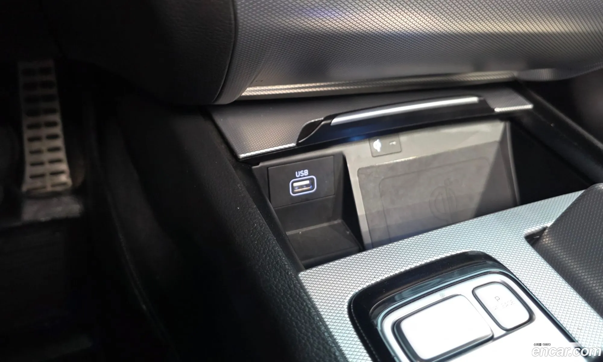 Genesis G80 2018 KMHGM41DDKU303864 — 30