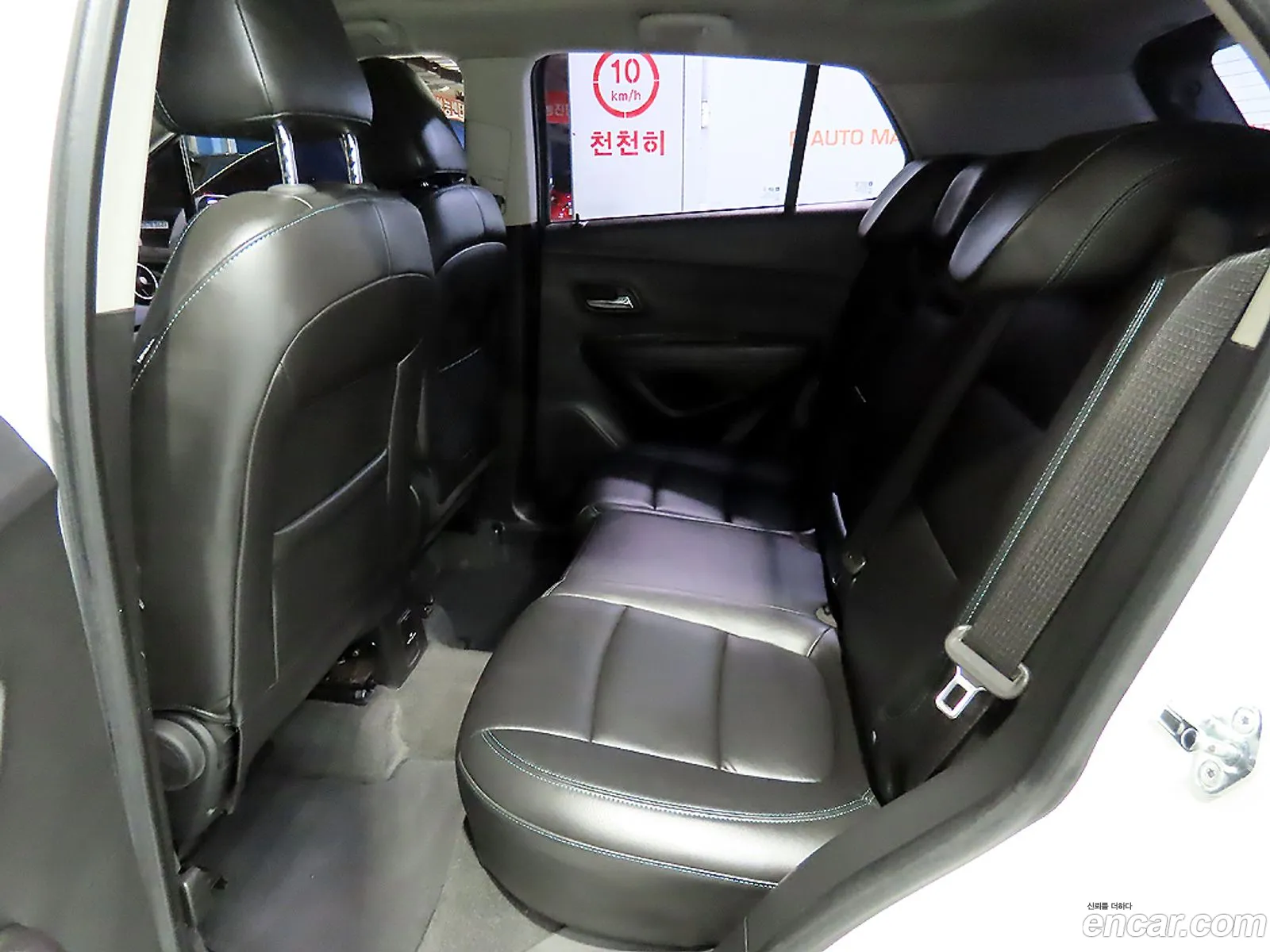 Chevrolet (GM Daewoo) Trax 2015 — 18