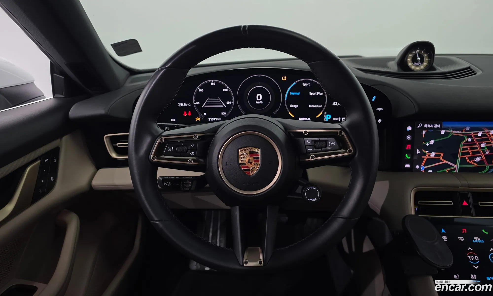 Porsche Taycan 2024 WP0AB2Y16RSA35346 — 19