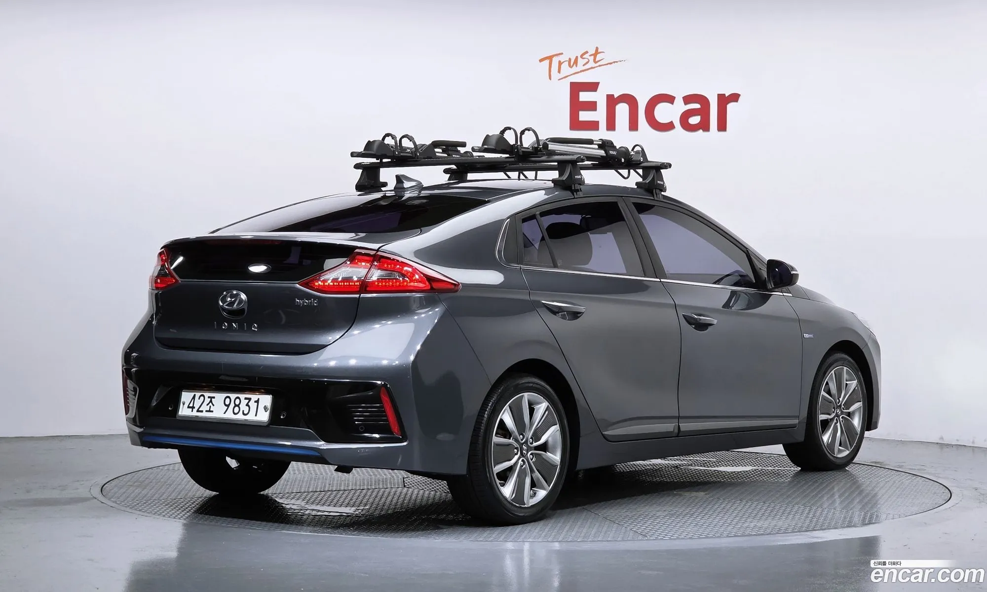 Hyundai Ioniq Hybrid