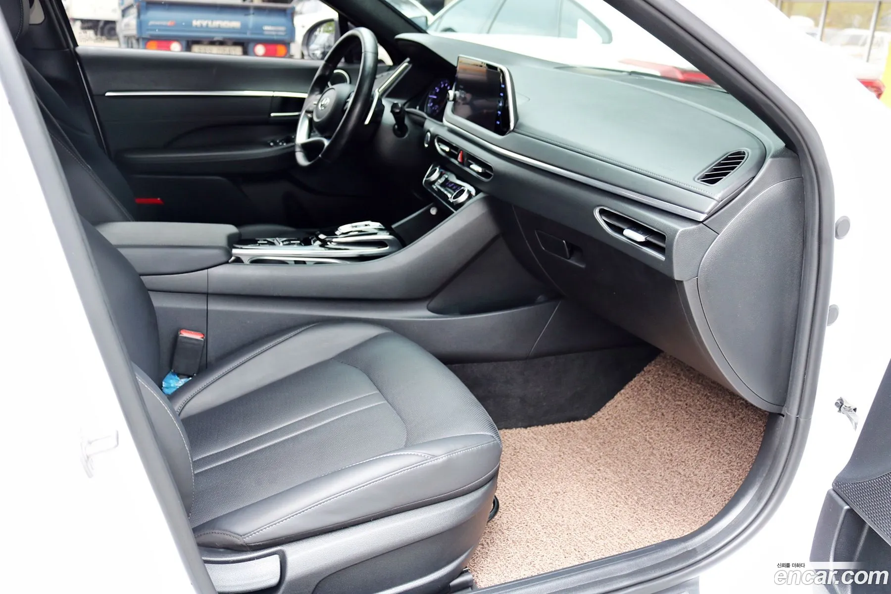 Hyundai Sonata 2022 — 13