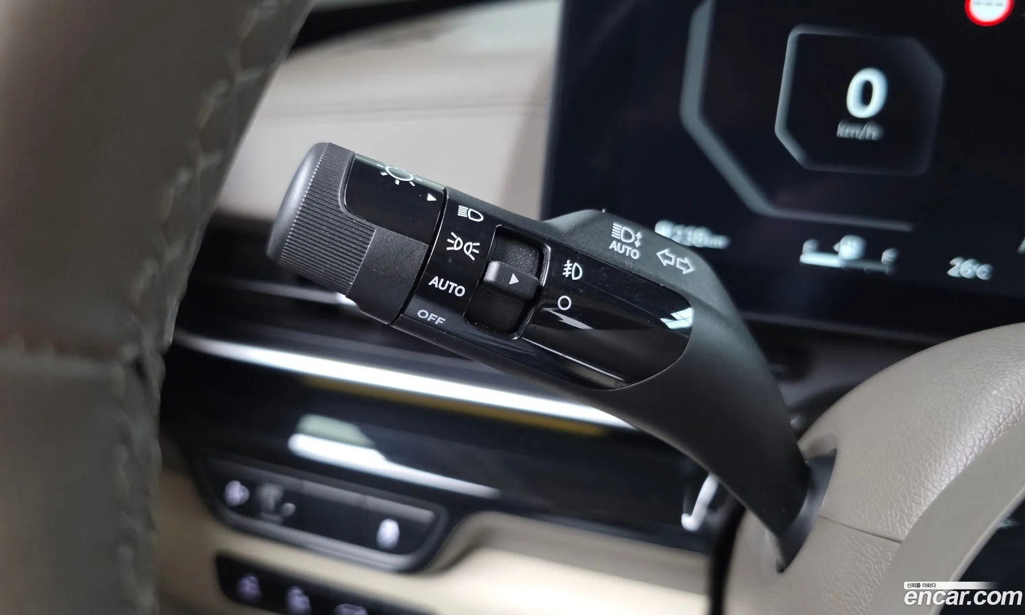 Kia Carnival 2024 — 24