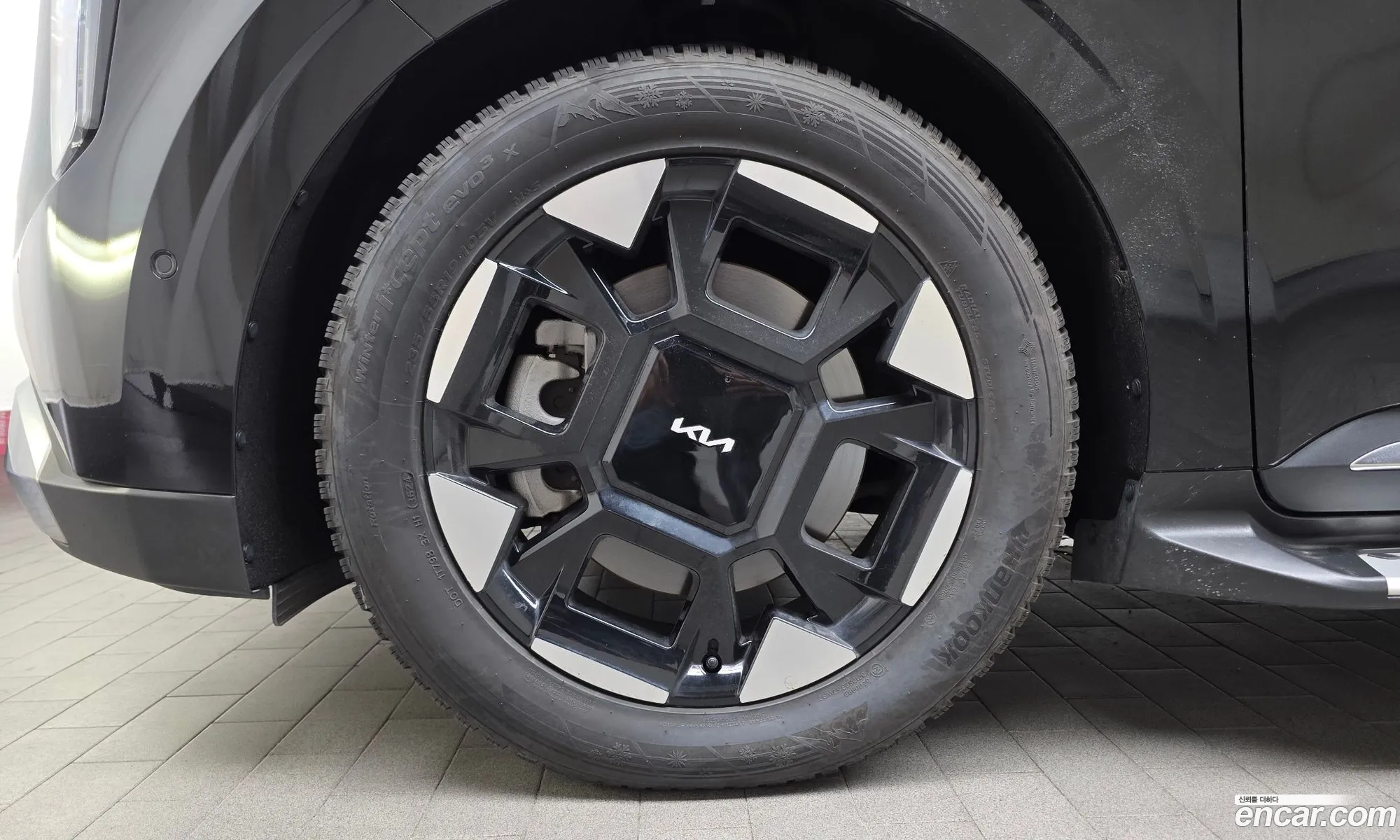 Kia Carnival 2024 — 9
