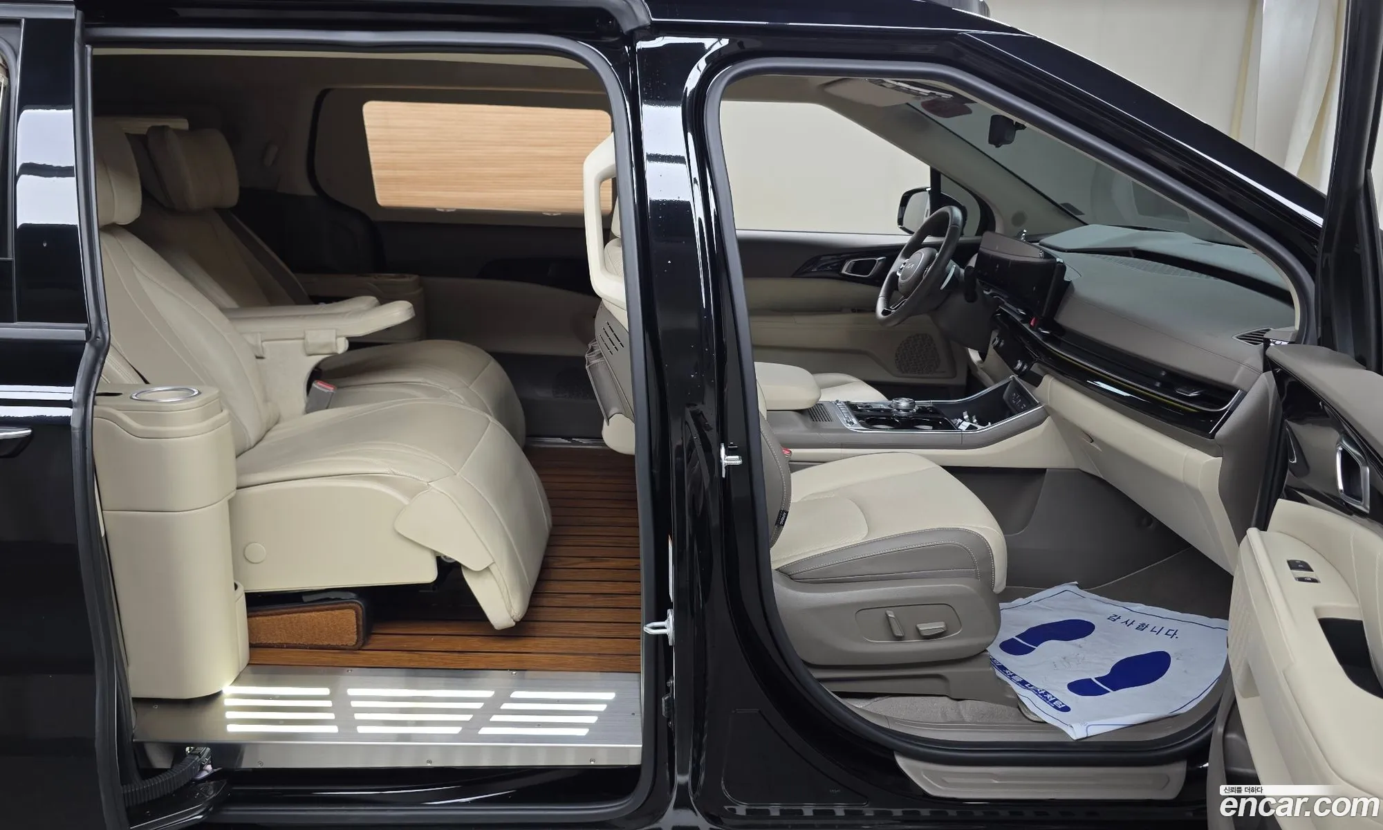 Kia Carnival 2024 — 21