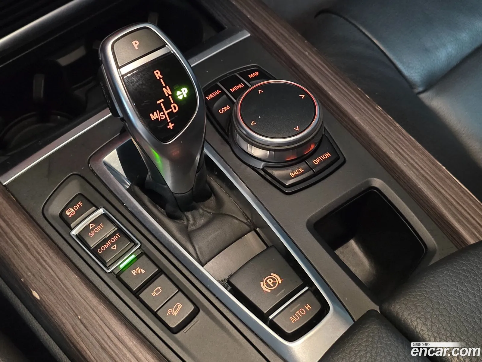 BMW X5 2017 — 2
