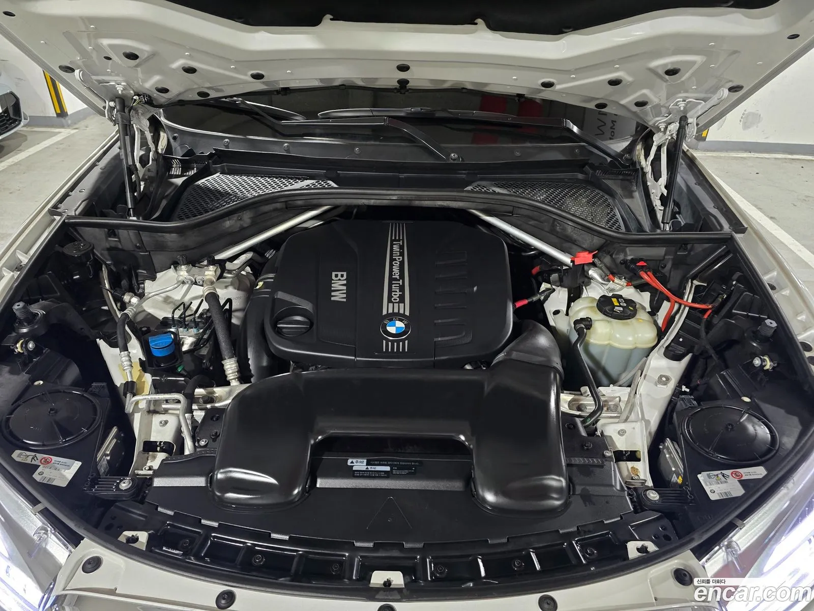 BMW X5 2017 — 18