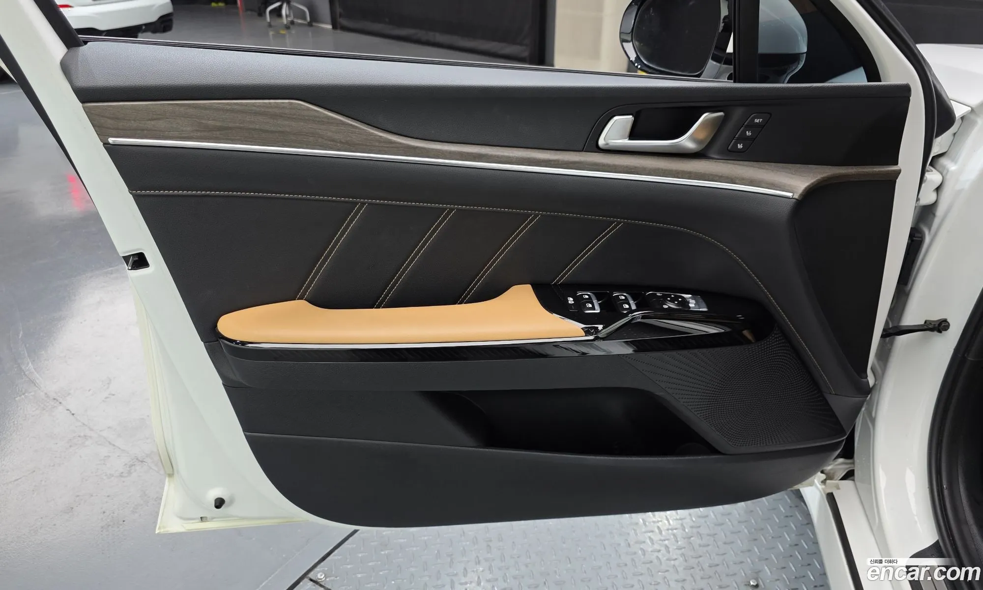 Kia K5 Hybrid 2021 — 12