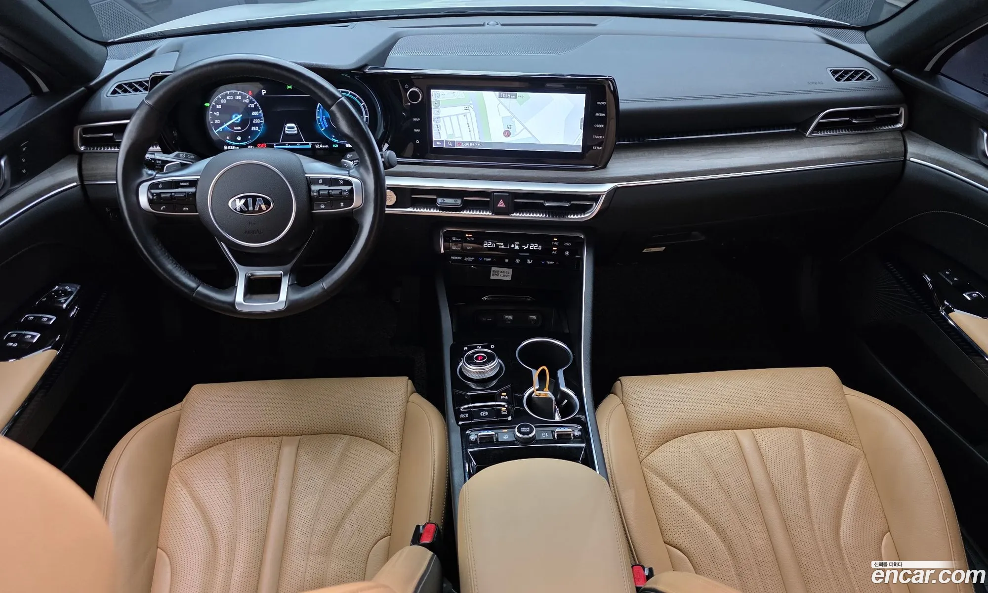 Kia K5 Hybrid 2021 — 35