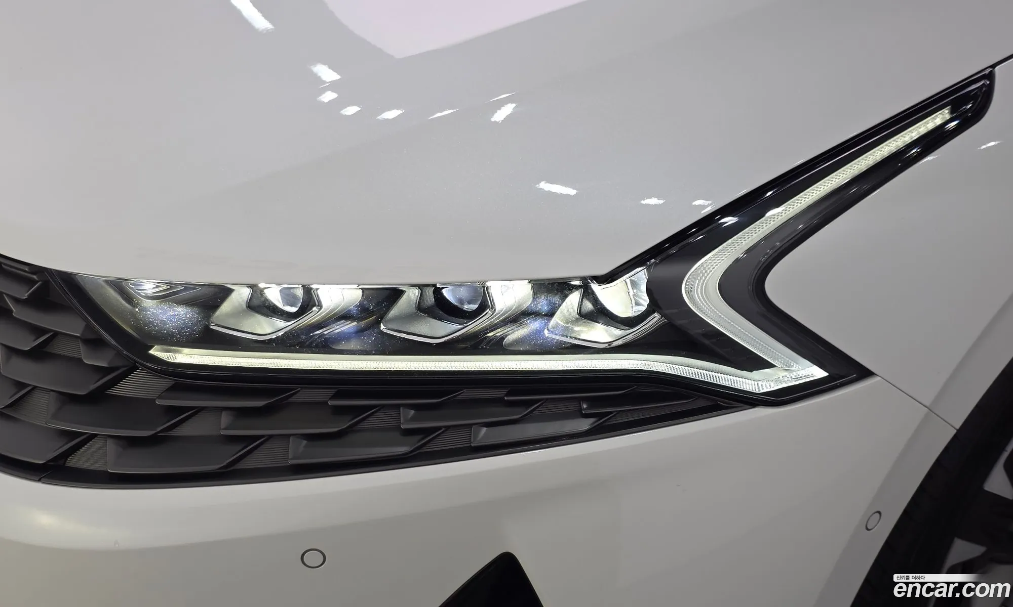 Kia K5 Hybrid 2021 — 38