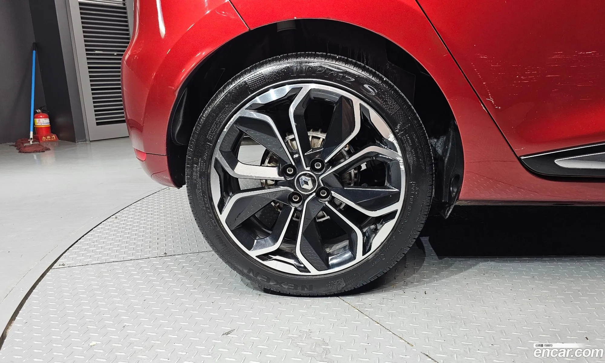 Renault Korea (Samsung) Clio 2018 — 17