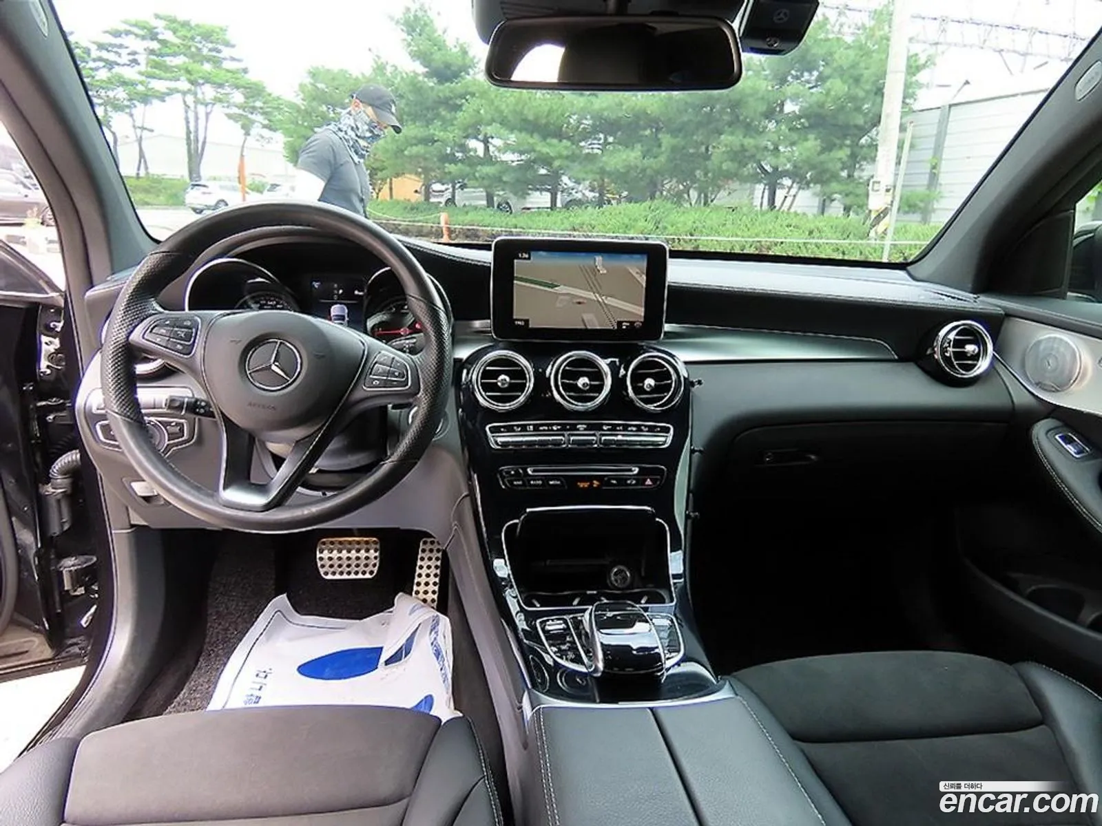 Mercedes-Benz GLC-Class X253 2019 — 18