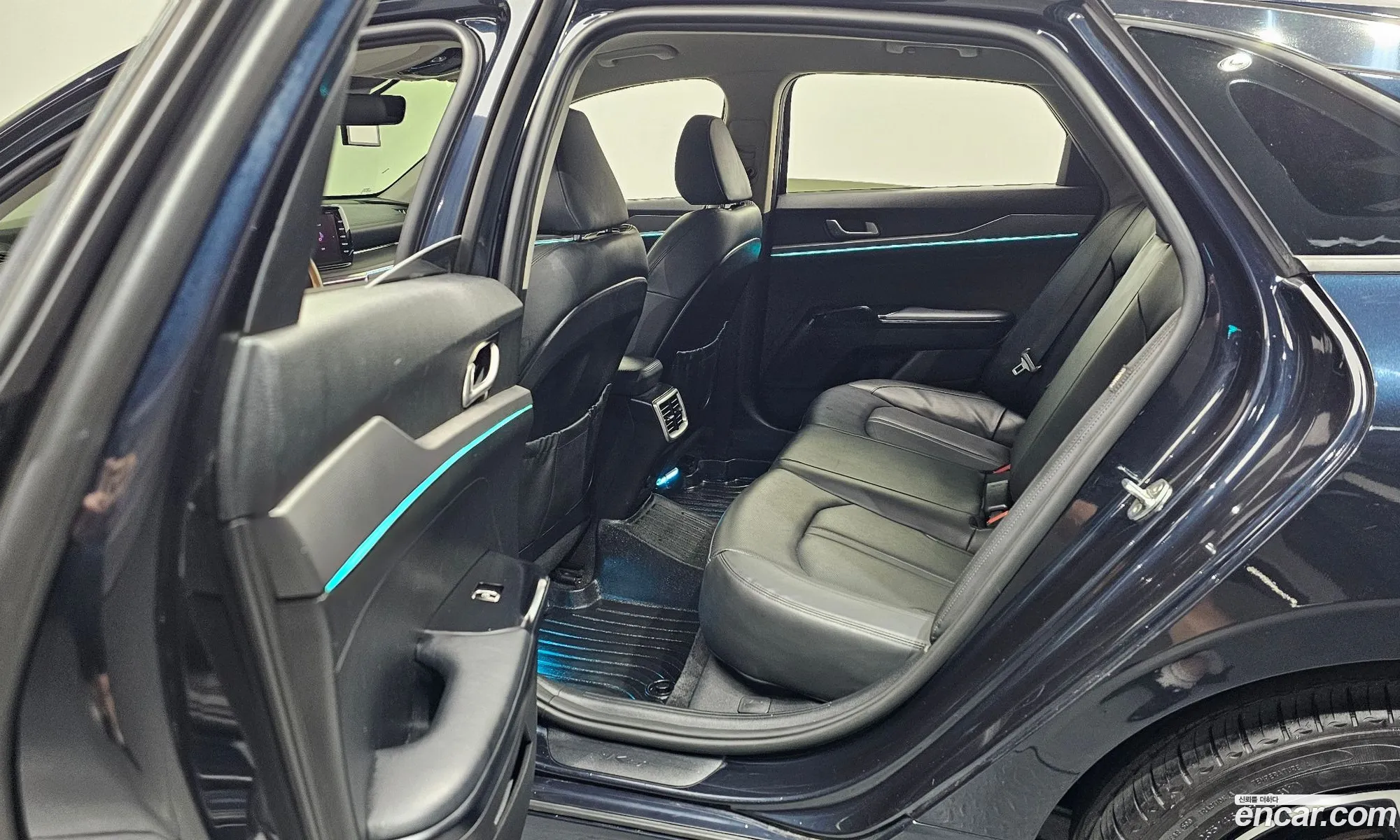 Kia K5 2020 KNAG241ABLA073480 — 13