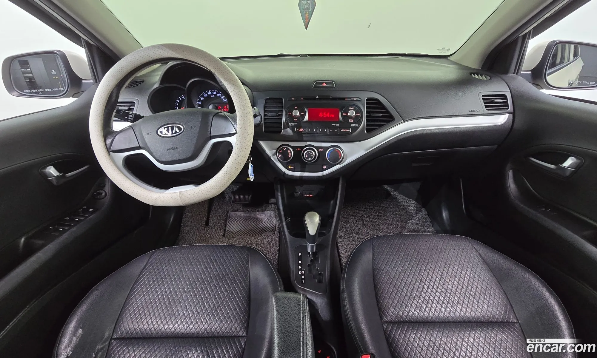 Kia Morning 2011 KNABX511BCT051011 — 10