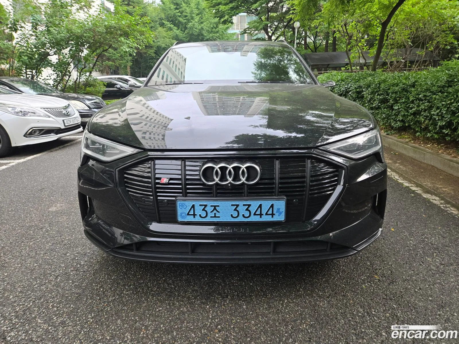Audi e-tron 2022 — 4